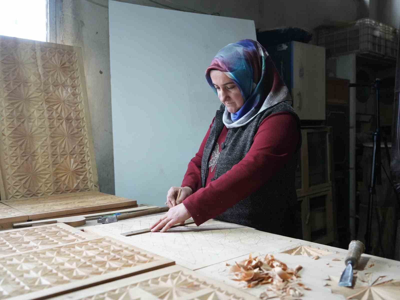 Hobi olarak başladı, siparişler ülke geneline yayıldı: Selçuklu ve Osmanlı motifli ürünlere yoğun talep