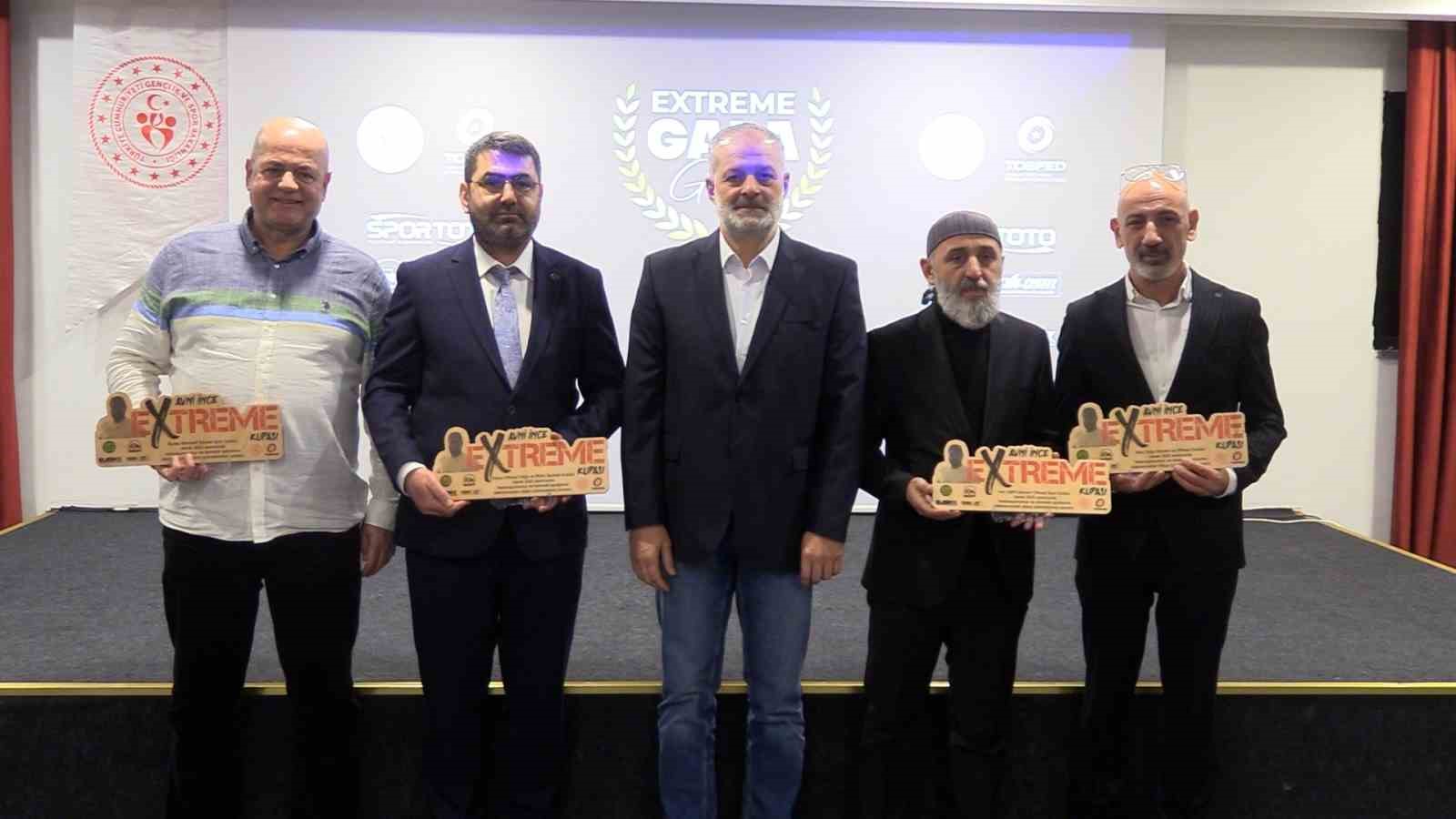 Bolu’da extreme yarışlarında dereceye giren sporculara ödülleri verildi