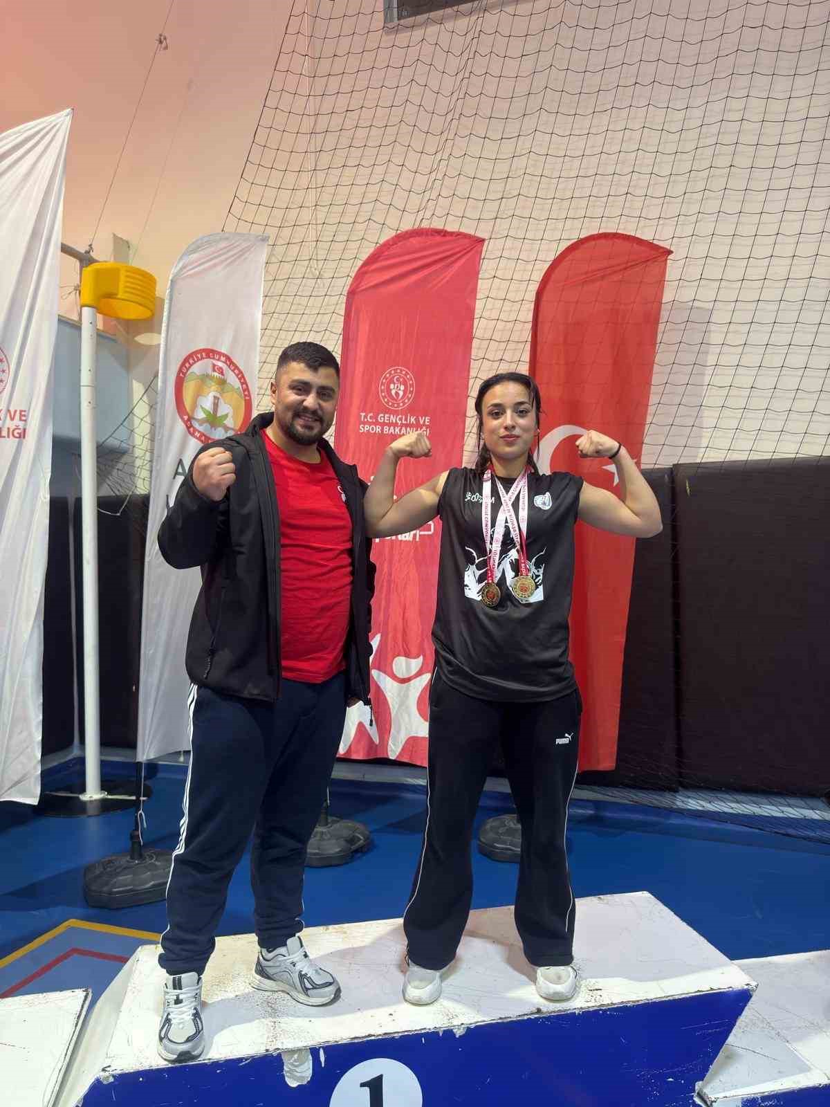 Bitlisli sporculardan b&uuml;y&uuml;k başarı
