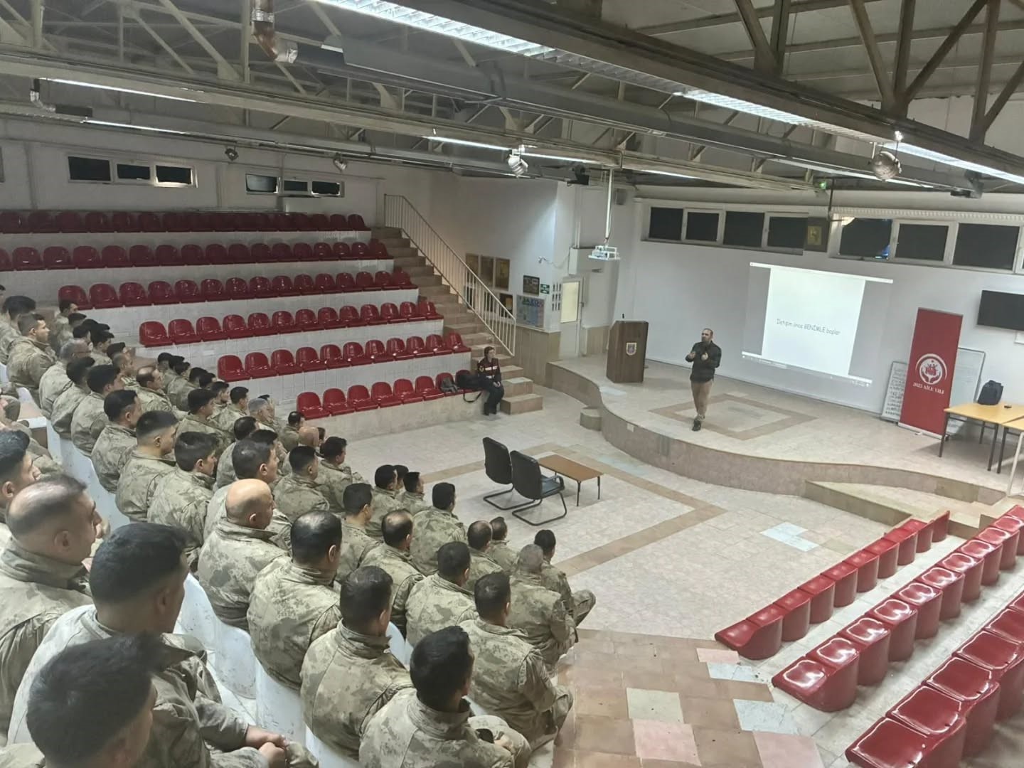 Bilecik&rsquo;te jandarma personeline aile i&ccedil;i iletişim eğitimi
