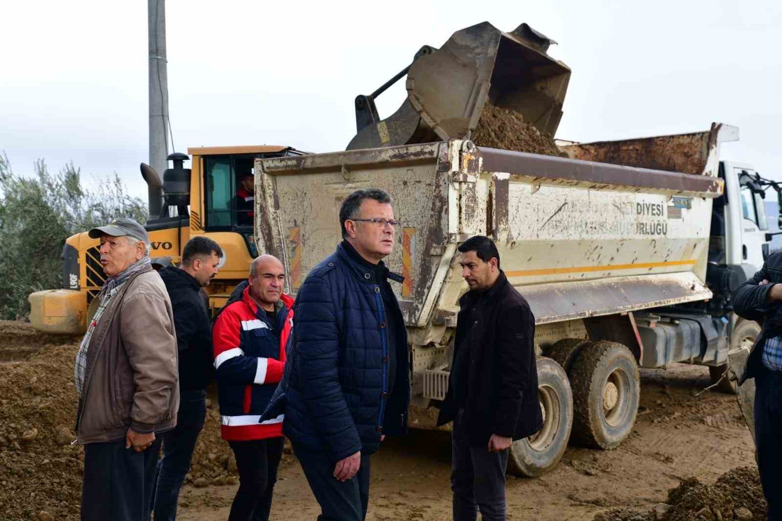 Alaşehir’de taşkın hasarları gideriliyor