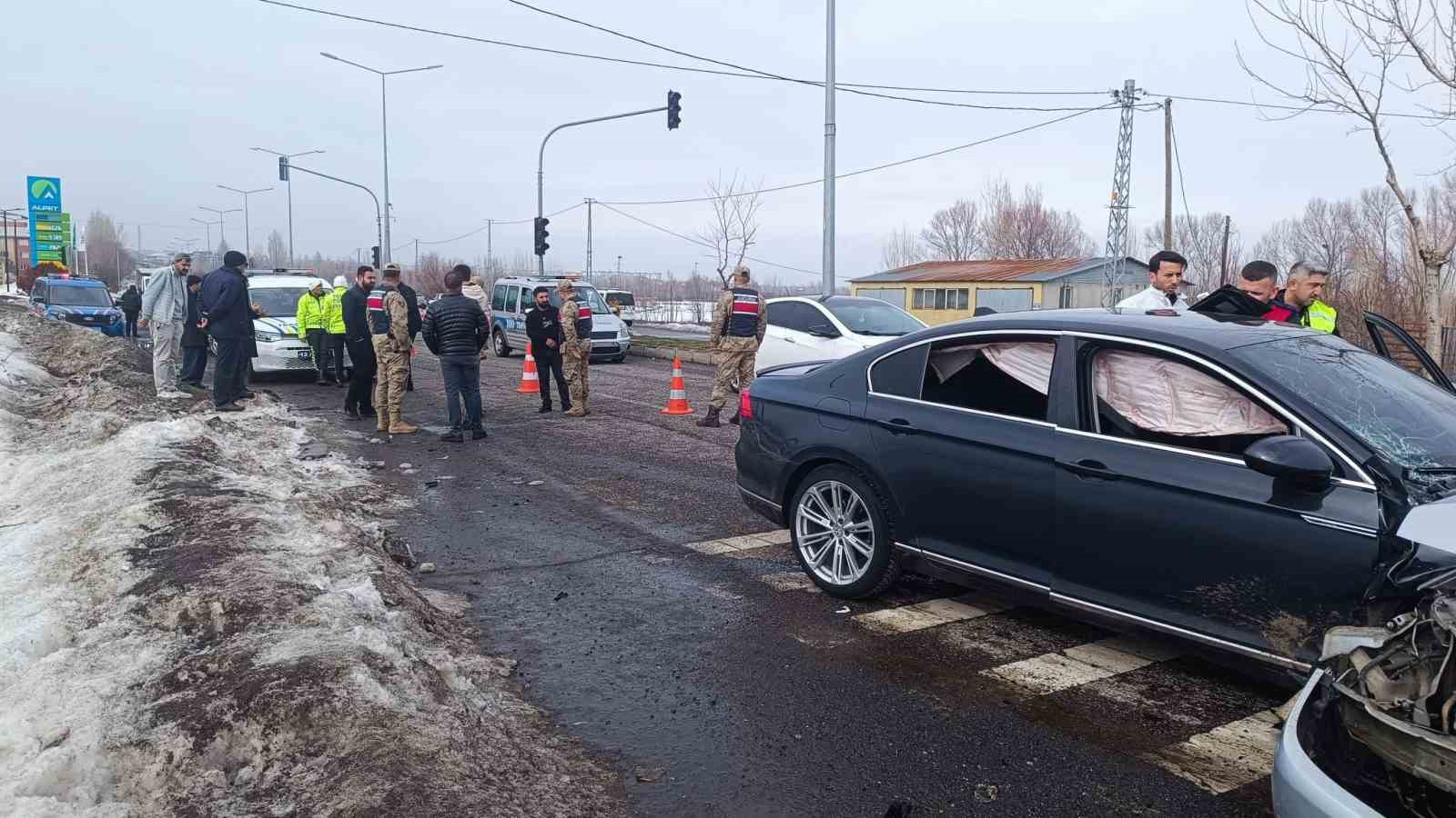 Bing&ouml;l&rsquo;deki kazada bilan&ccedil;o ağırlaşıyor: Babadan sonra oğlu da hayatını kaybetti
