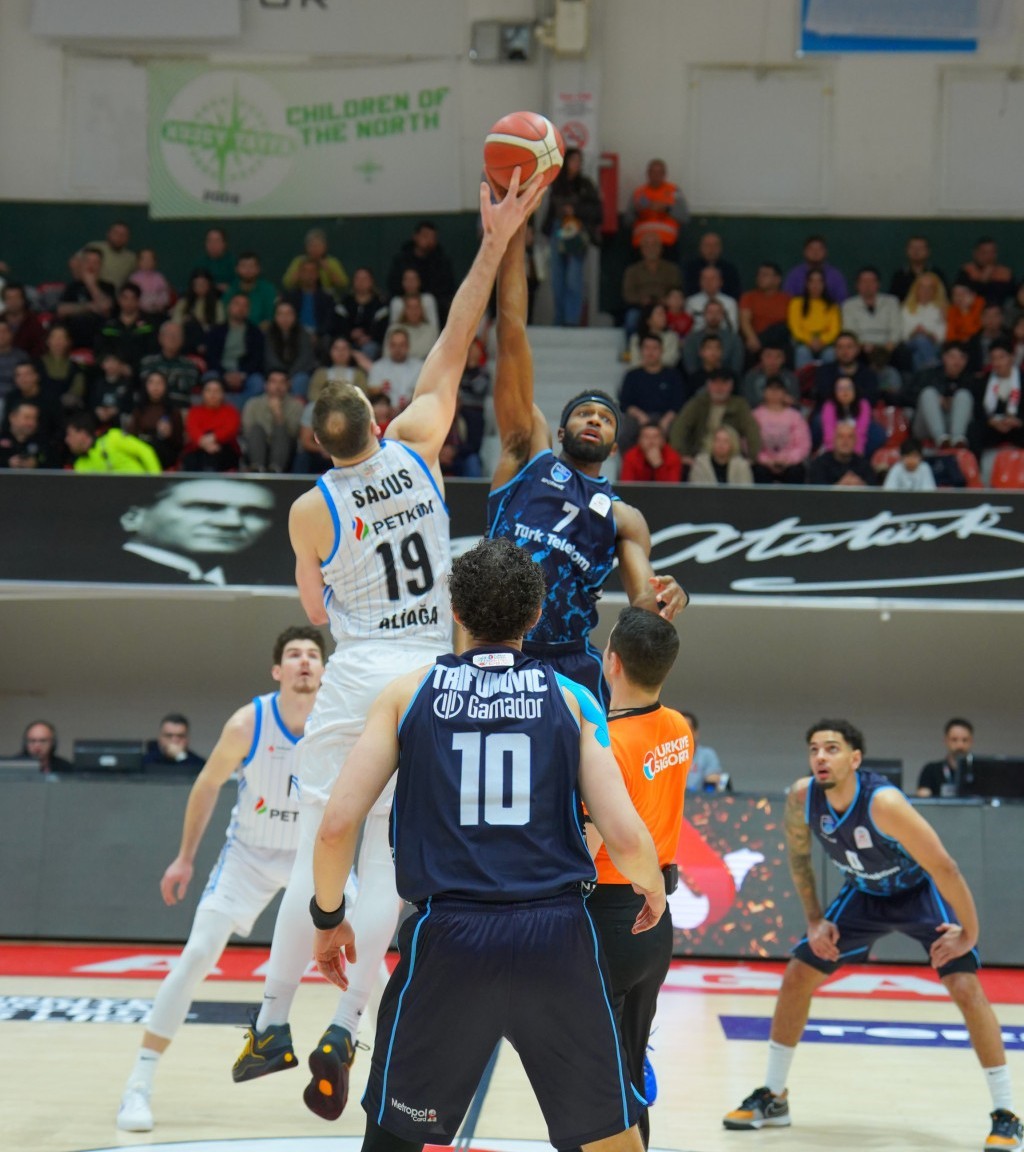 Basketbol S&uuml;per Ligi: Aliağa Petkimspor: 86 - T&uuml;rk Telekom : 77
