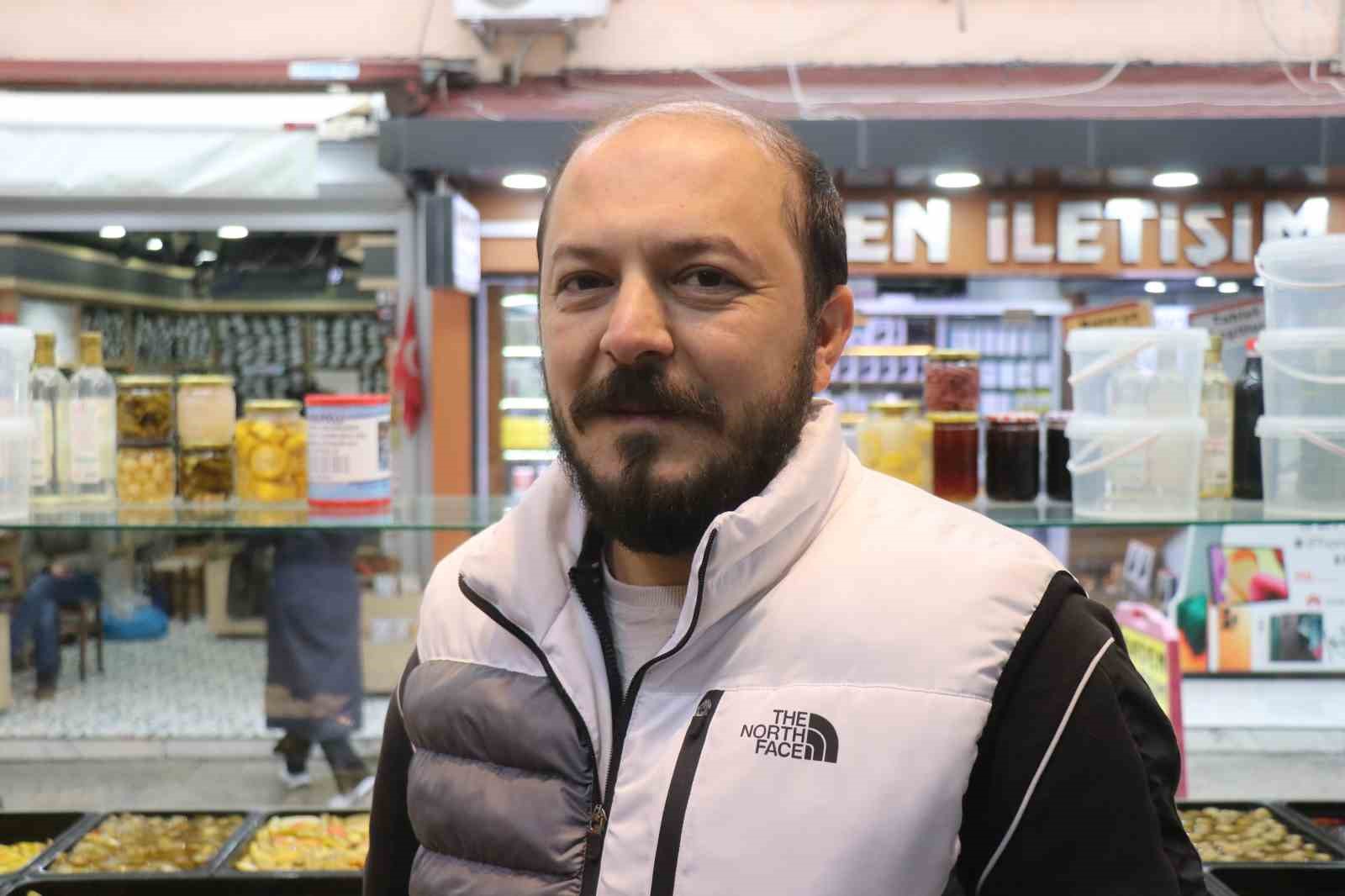 Kış sofralarının renkli lezzeti turşu vatandaştan yoğun ilgi g&ouml;r&uuml;yor
