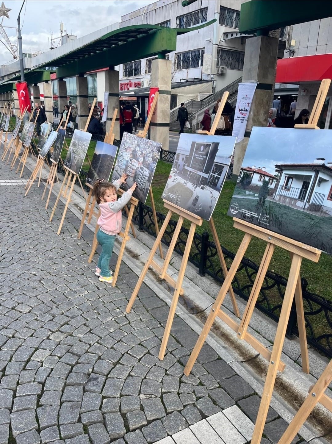 İzmir MARAŞDER&rsquo;den asrın felaketi i&ccedil;in anma programı
