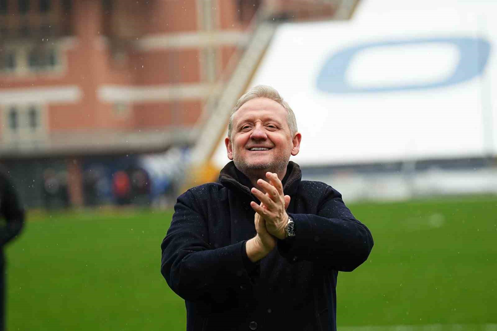 Trendyol S&uuml;per Lig: Ey&uuml;pspor: 1 - RAMS Başakşehir: 2 (Ma&ccedil; Sonucu)
