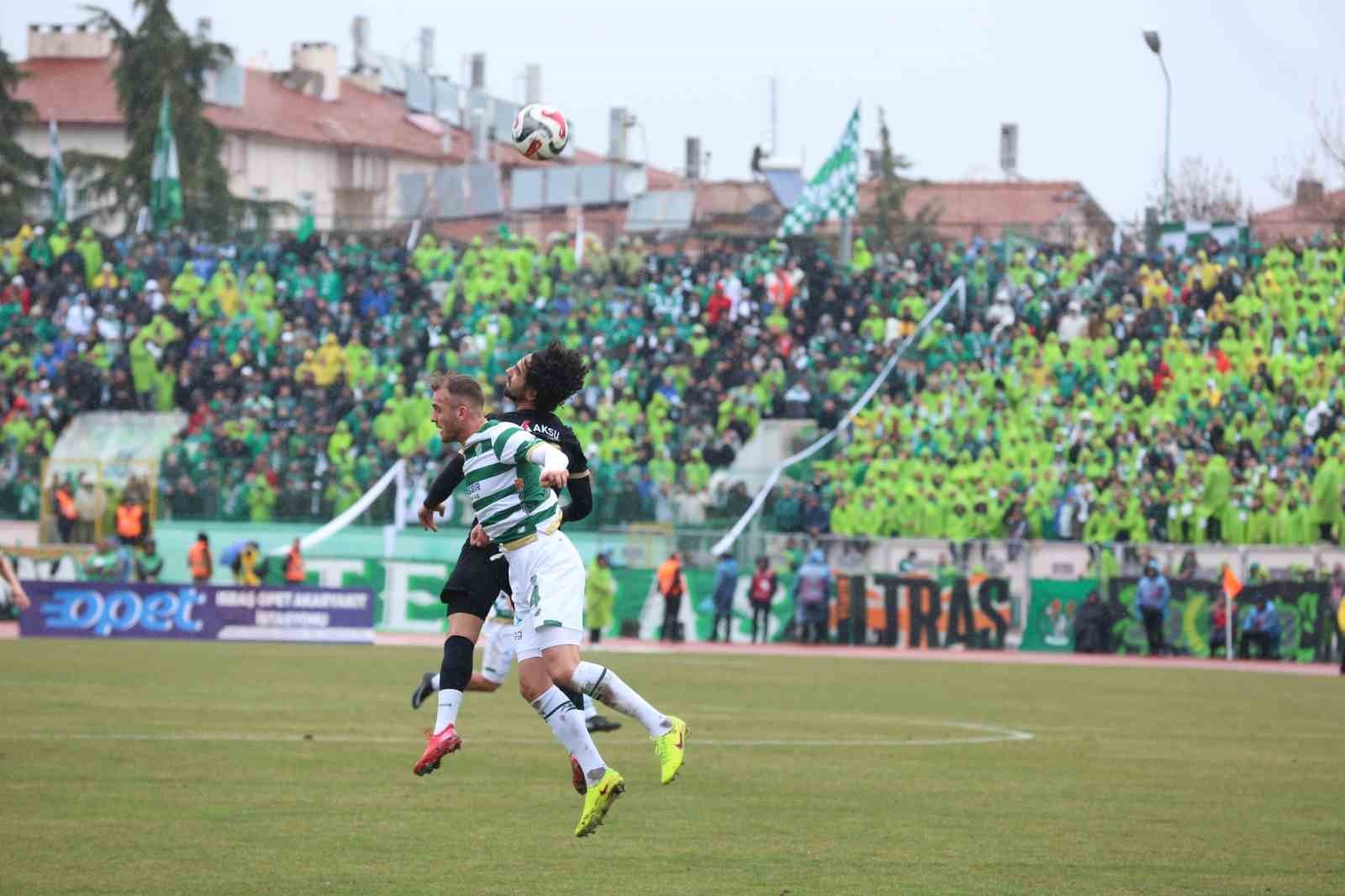 TFF 2. Lig: Isparta 32 Spor: 1 - Bursaspor: 1