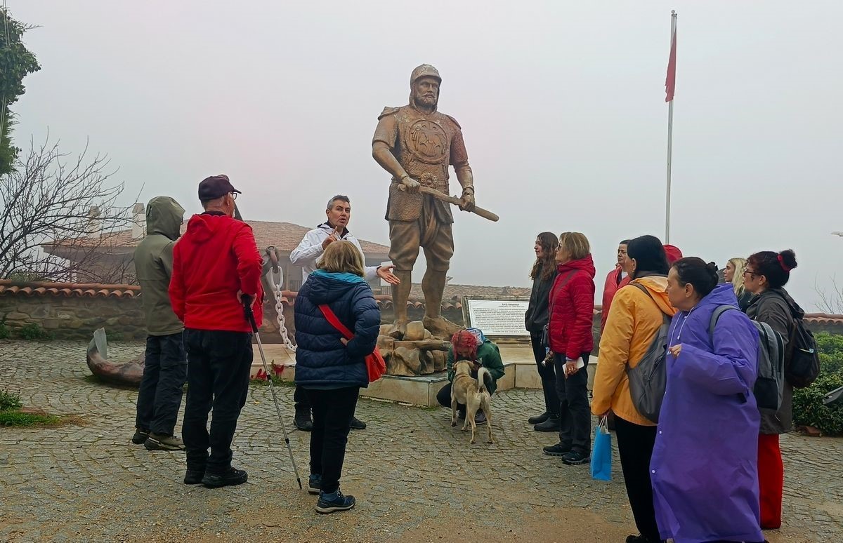 Aydınlı doğaseverler &Ouml;demiş&rsquo;in tarihi mirasını tanıdı
