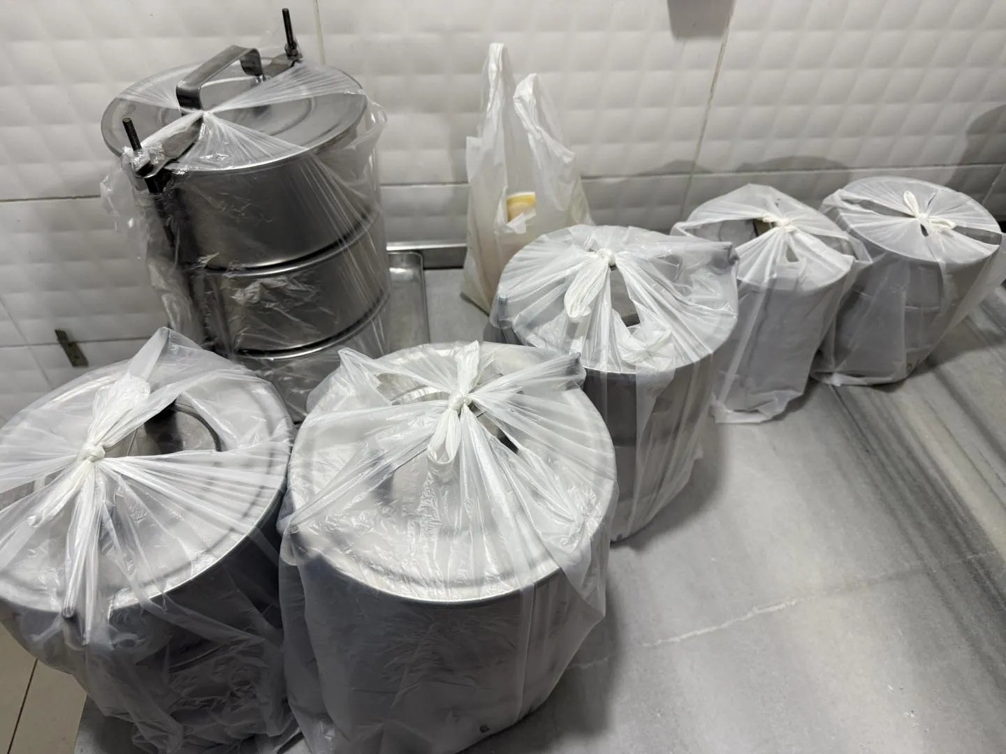 Ayancık&rsquo;ta ihtiya&ccedil; sahiplerine sıcak yemek desteği
