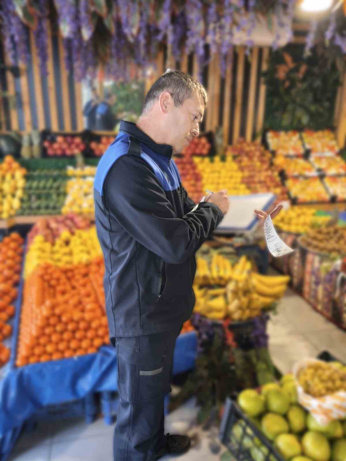 Zabıtadan manav denetemi
