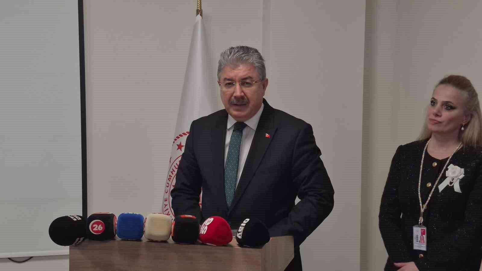 Yaklaşık 40 yıldır i&ccedil;tiği sigarayı 1 haftada bıraktı
