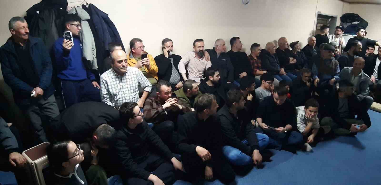 Mudurnu&rsquo;da geleneksel &lsquo;Birikme Gecesi&rsquo;nde g&uuml;ld&uuml;ren anlar
