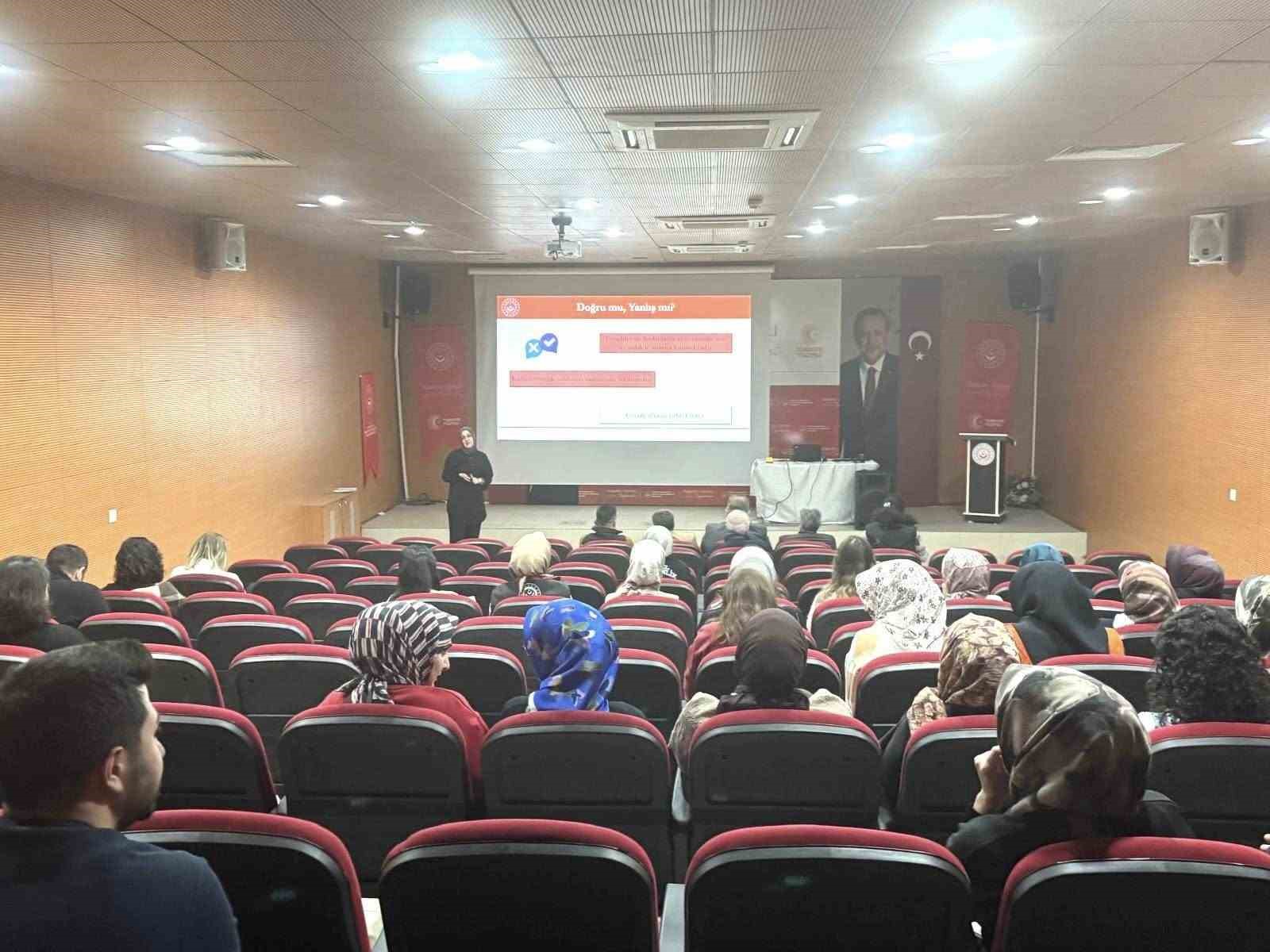 Elazığ’da kadına yönelik şiddetle mücadele eğitimi