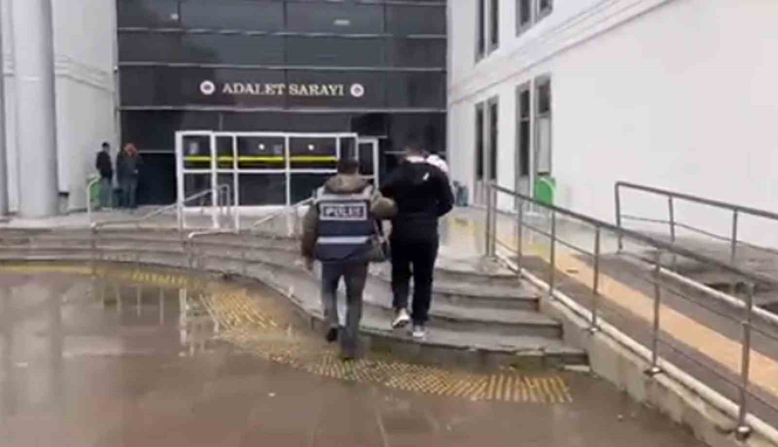 Hatay&rsquo;da hapis cezasıyla aranan 3 kişi yakalandı
