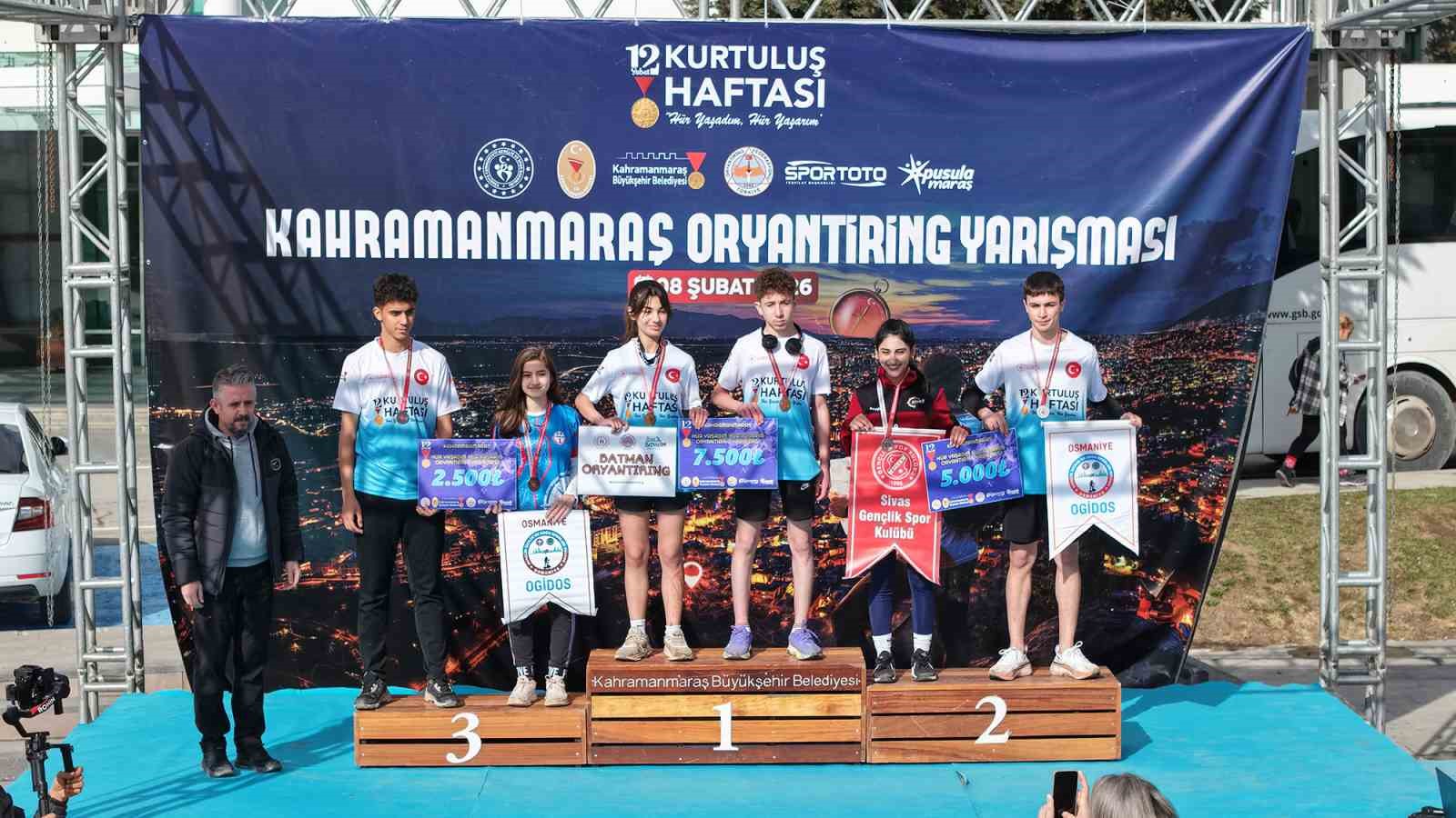 Kahramanmaraş’ta 14 şehirden 715 sporcu, kurtuluş haftası için yarıştı