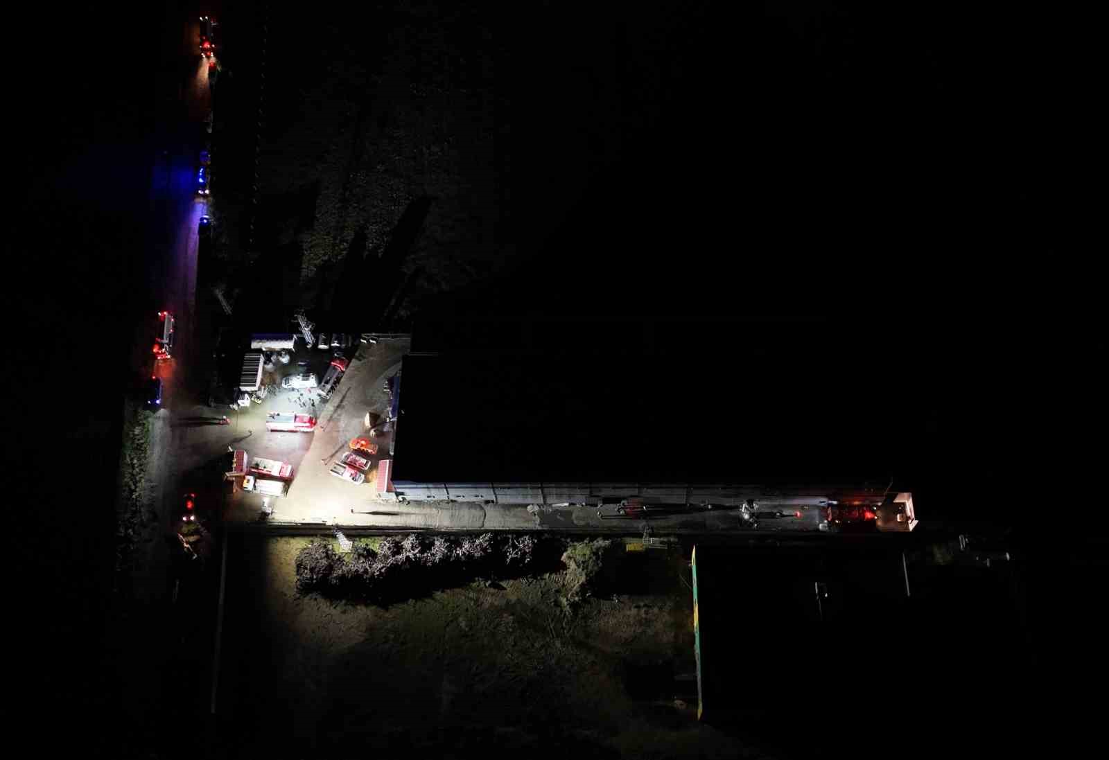 Kırklareli’nde süt ürünleri tesisinin deposunda yangın
