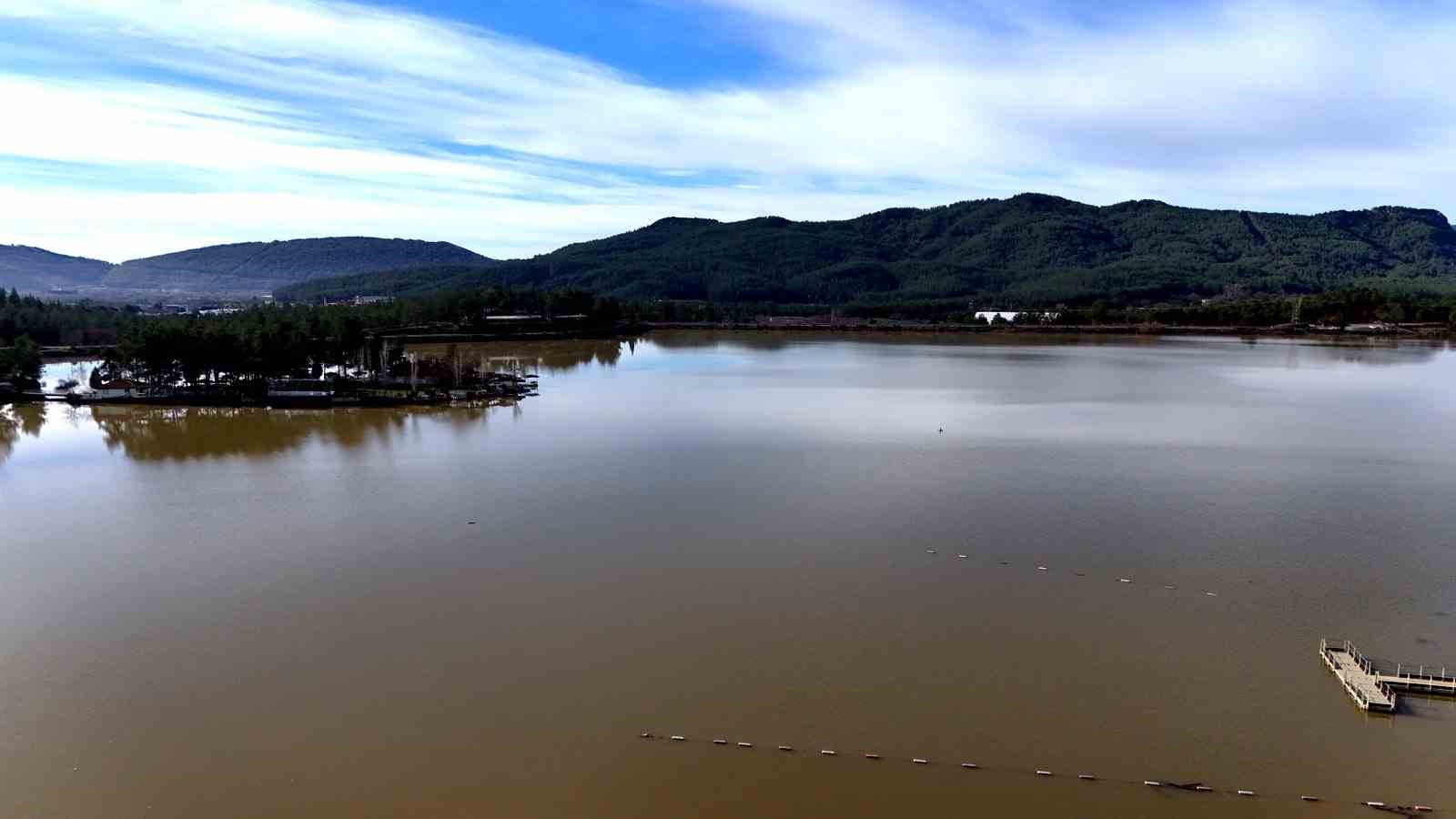 Ula G&ouml;leti suya kavuştu
