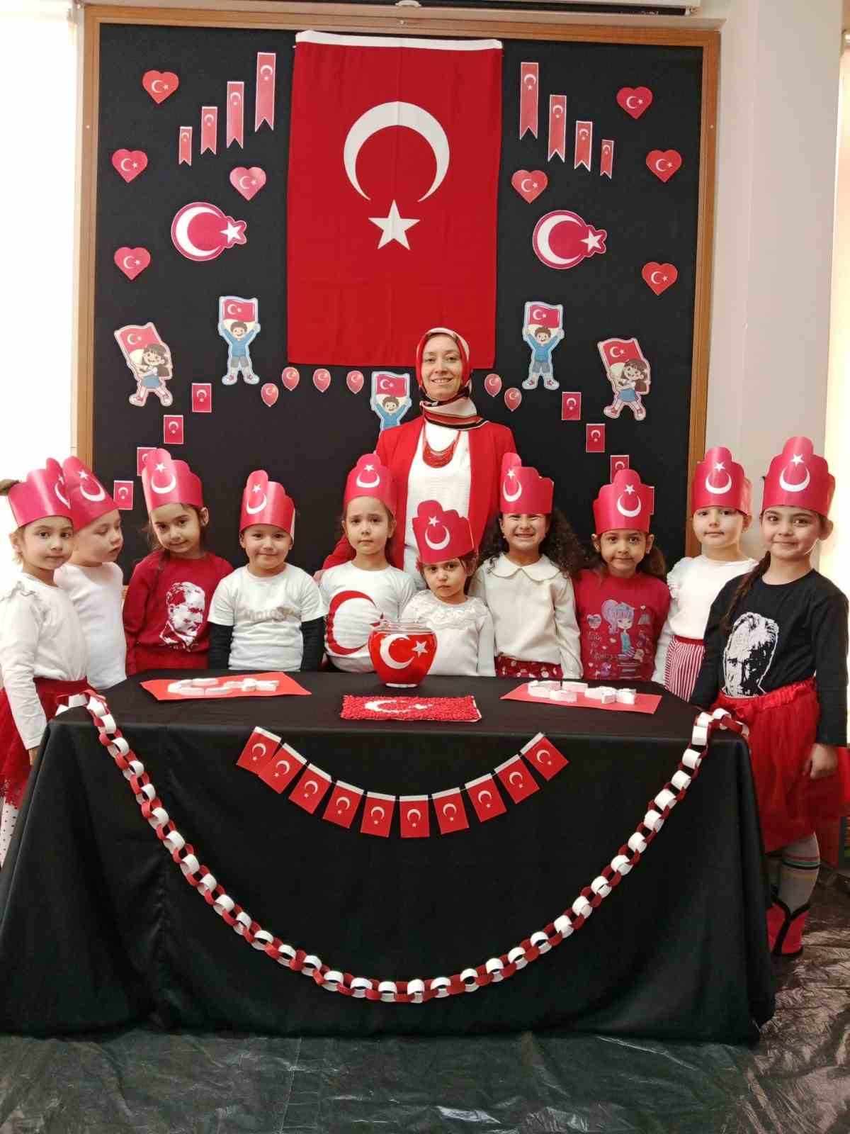 Karabük Belediyesi KAMER’de miniklere bayrak bilinci aşılandı