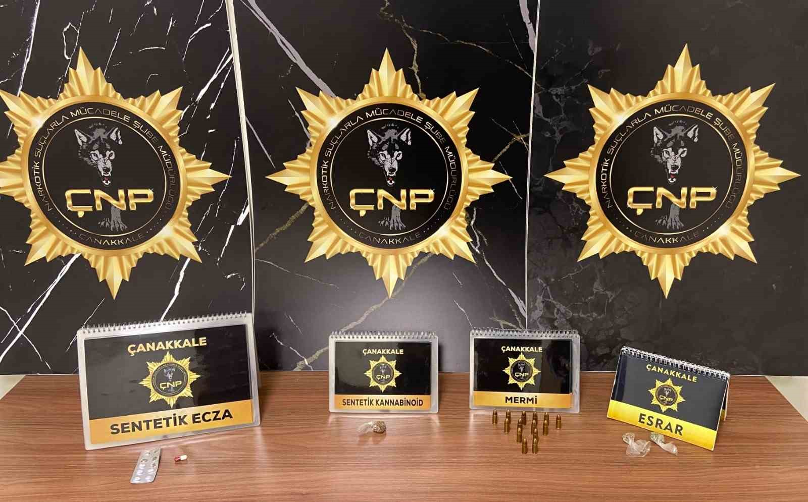 &Ccedil;anakkale&rsquo;de FET&Ouml;&rsquo;den 14 yıl 2 ay kesinleşmiş hapis cezası bulunan şahıs tutuklandı
