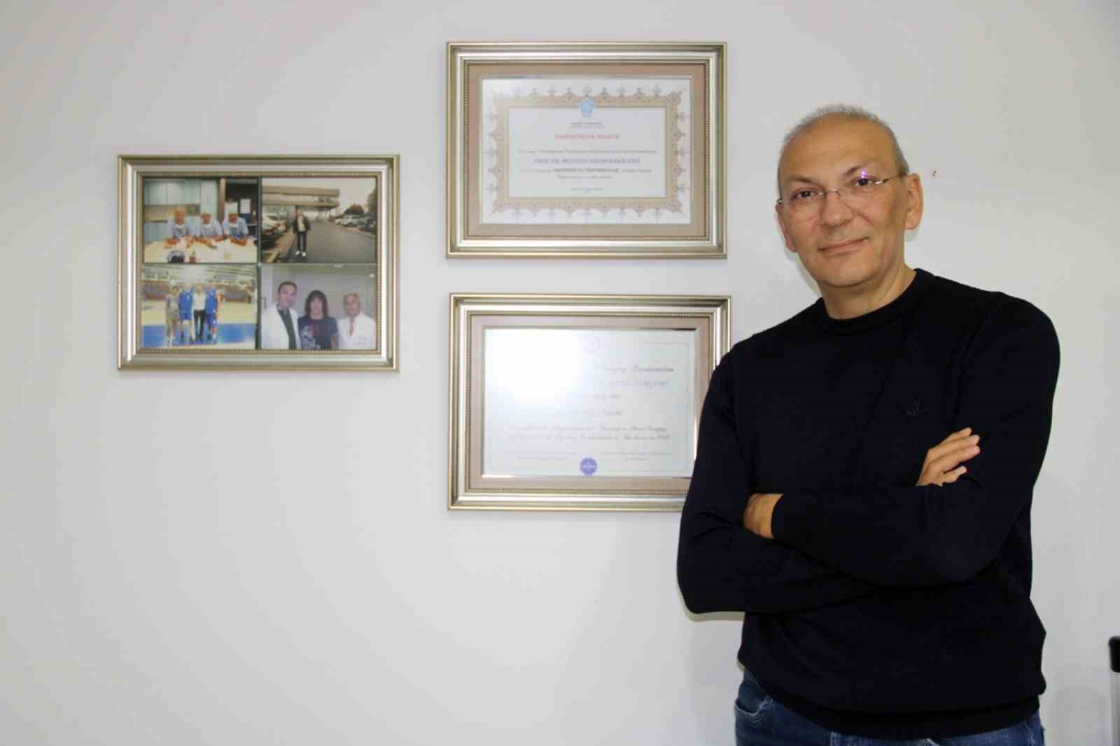 Prof. Dr. Karalezli’den topuk dikeni uyarısı: "Çözüm dikeni kırmak değil"