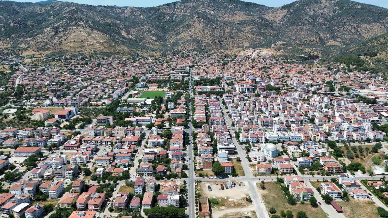 Bayındır’da nüfus alarm veriyor: Son dört yılda düşüş dikkat çekti