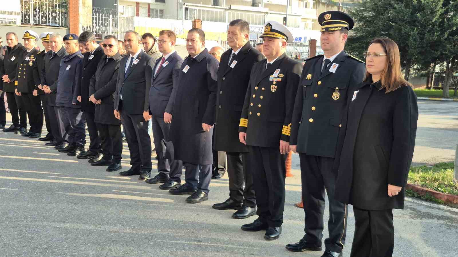 Emekliliğine 4 g&uuml;n kala kazada &ouml;len polis, son kez iş yerine getirildi

