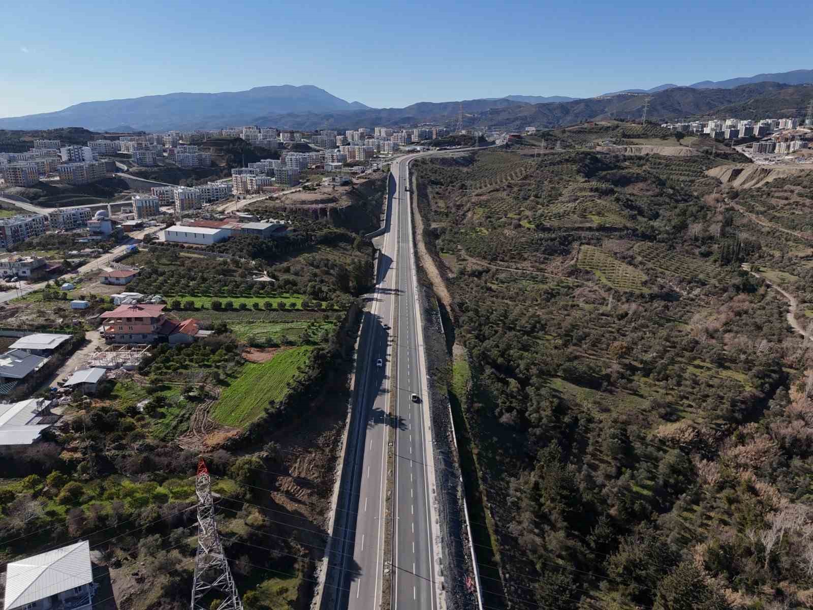 Hatay&rsquo;da 3. &ccedil;evre yolu projesi hayata ge&ccedil;iririliyor
