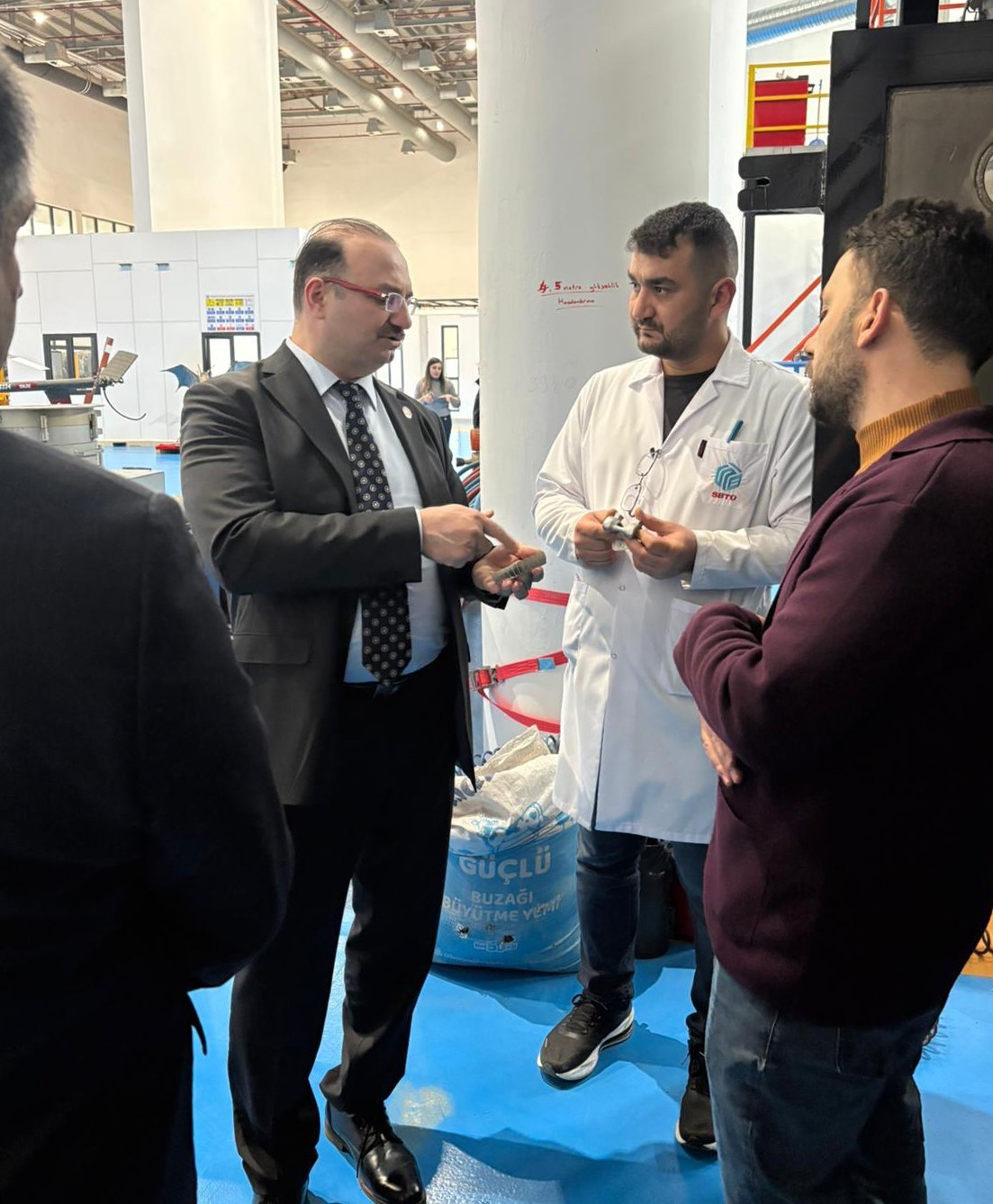 Rekt&ouml;r Hacım&uuml;ft&uuml;oğlu, istişare toplantısına katıldı
