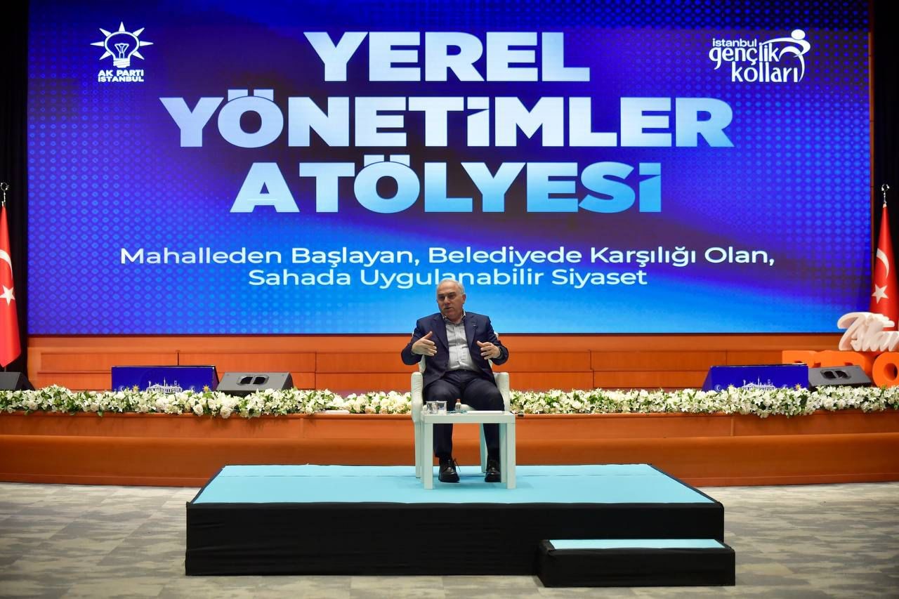 Fatih’te gençlerle yerel siyaset buluşması