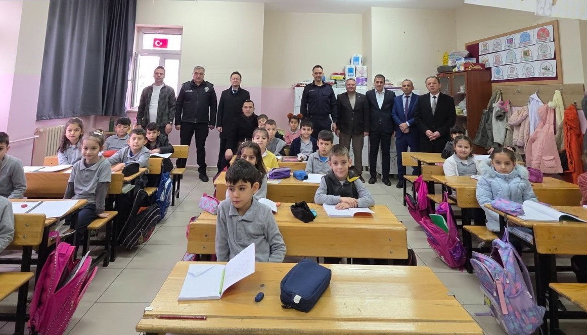 Kaymakam Algın’dan Gölkent Okullarına ziyaret