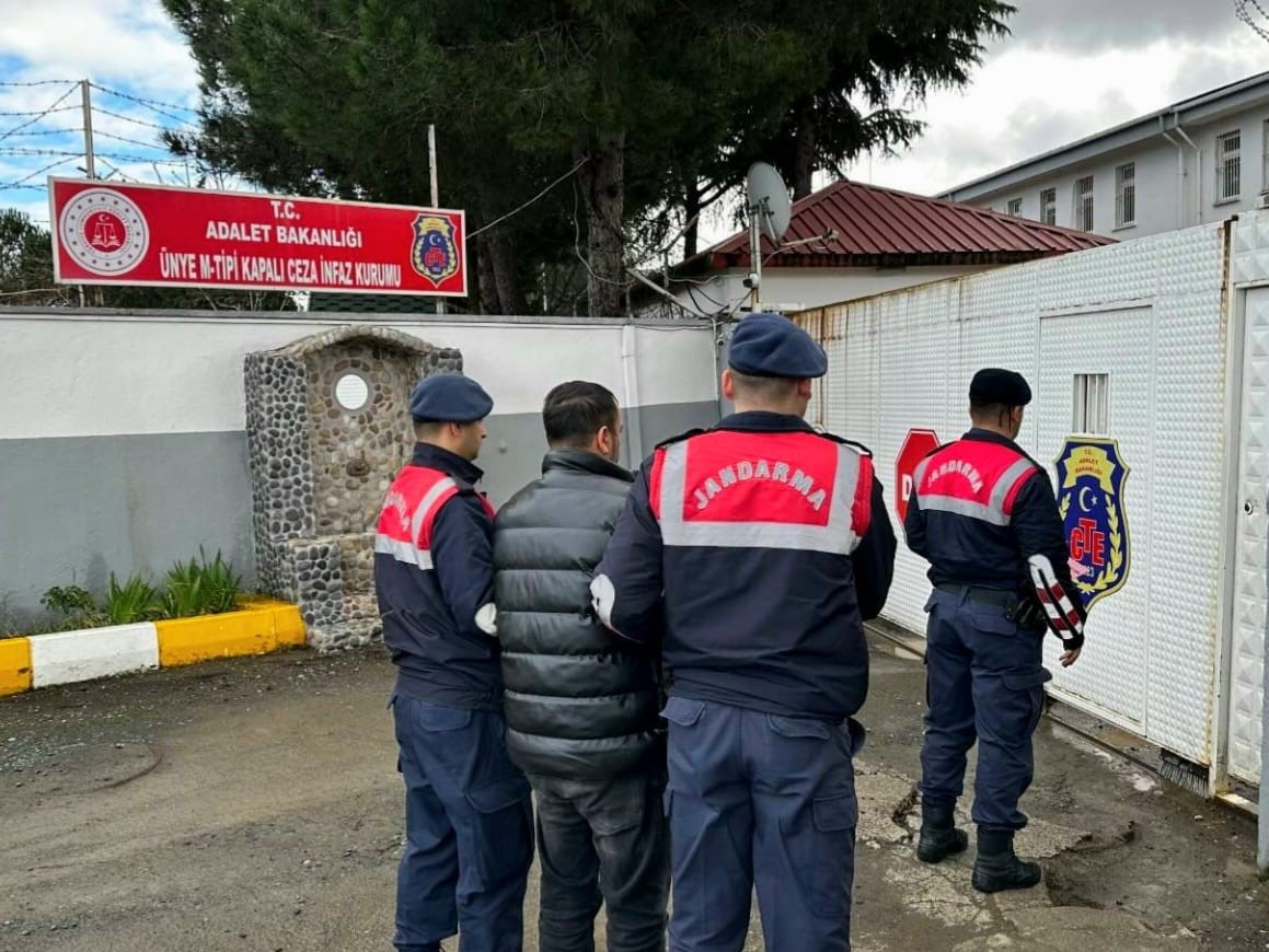 Ordu’da jandarma aranan 63 şüpheliyi yakaladı: 25 tutuklama