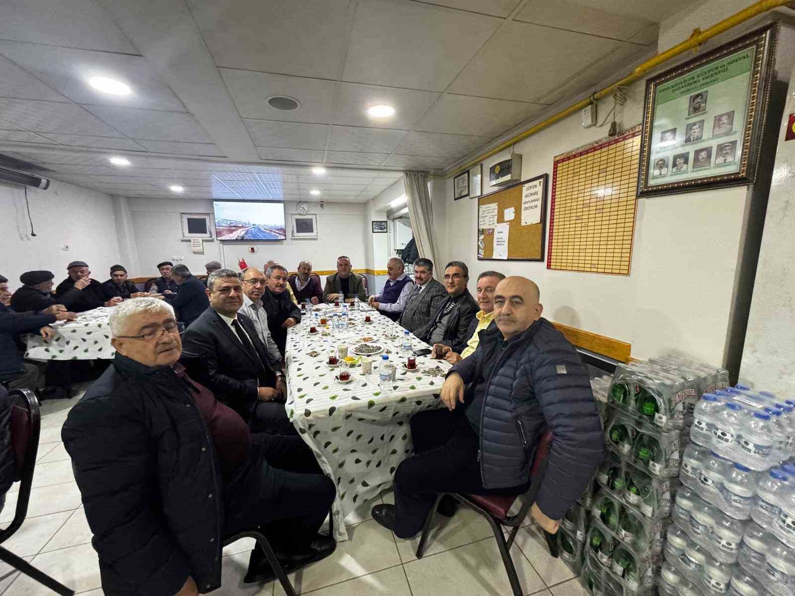 Kaymakamlardan Esnemezliler Derneği&rsquo;ne ziyaret
