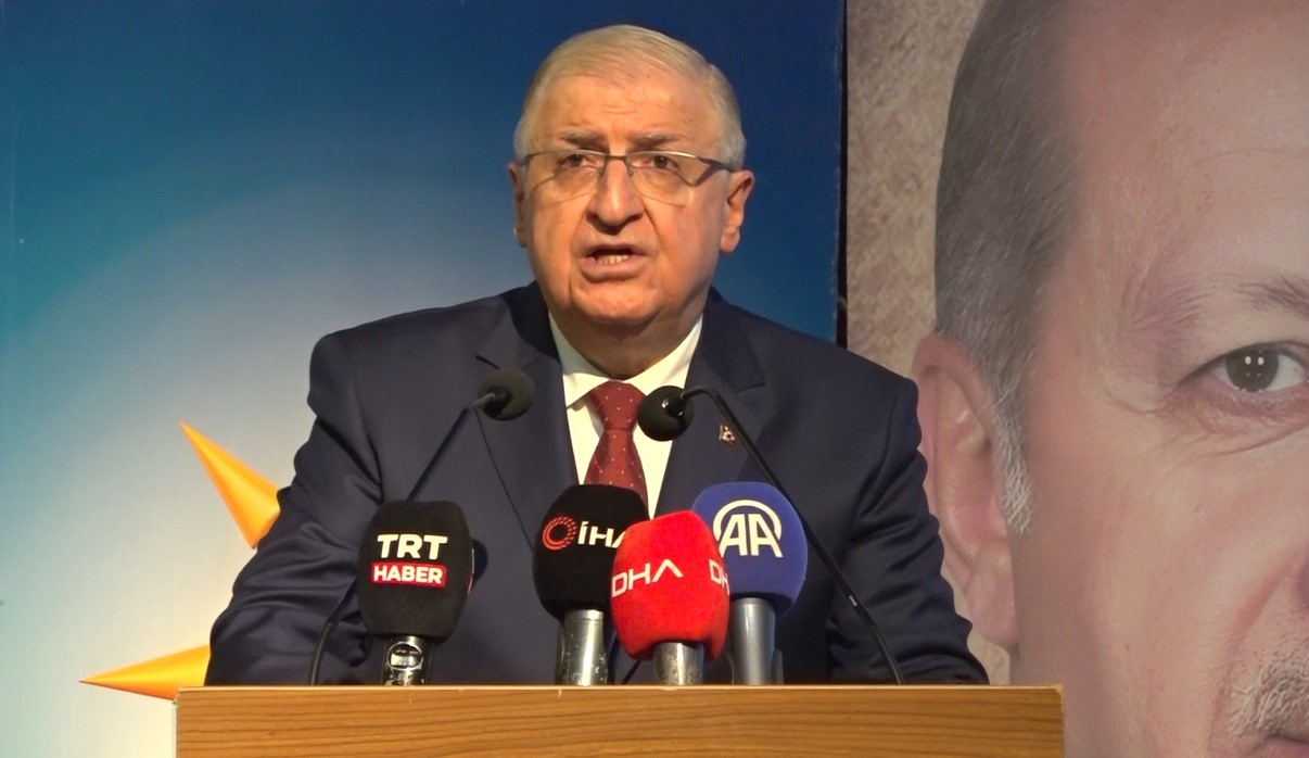 Bakan Güler: "YPG/PYD/SDG terör örgütünün silahlı unsurlarını feshederek devlet kurumlarına entegre olması tek çıkar yol"