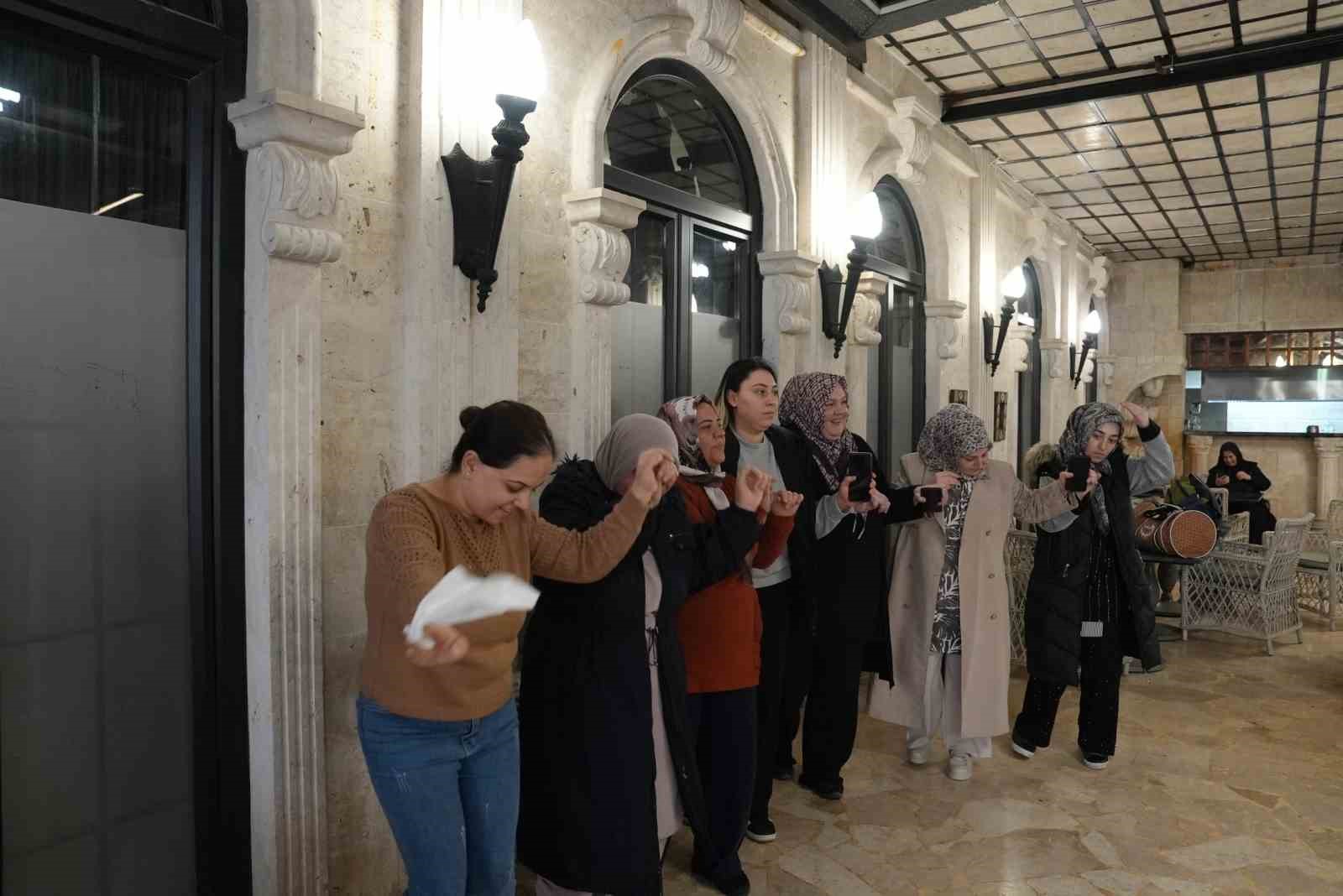Şehitkamil&rsquo;den kadınlara moral gezisi
