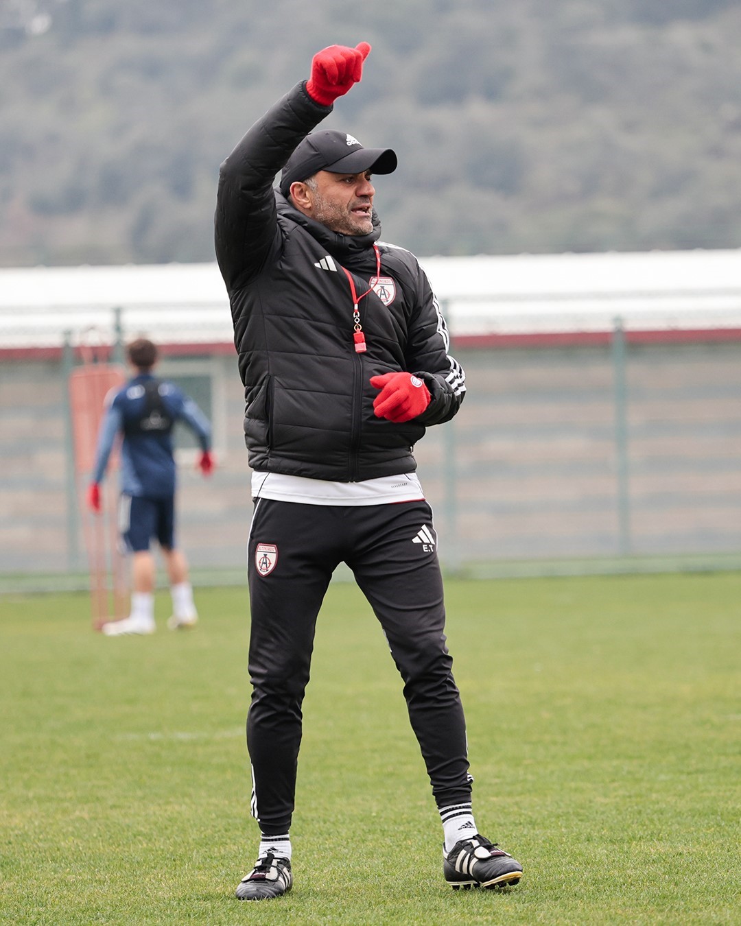 Altınordu&rsquo;da Ender Traş&rsquo;la yollar ayrıldı
