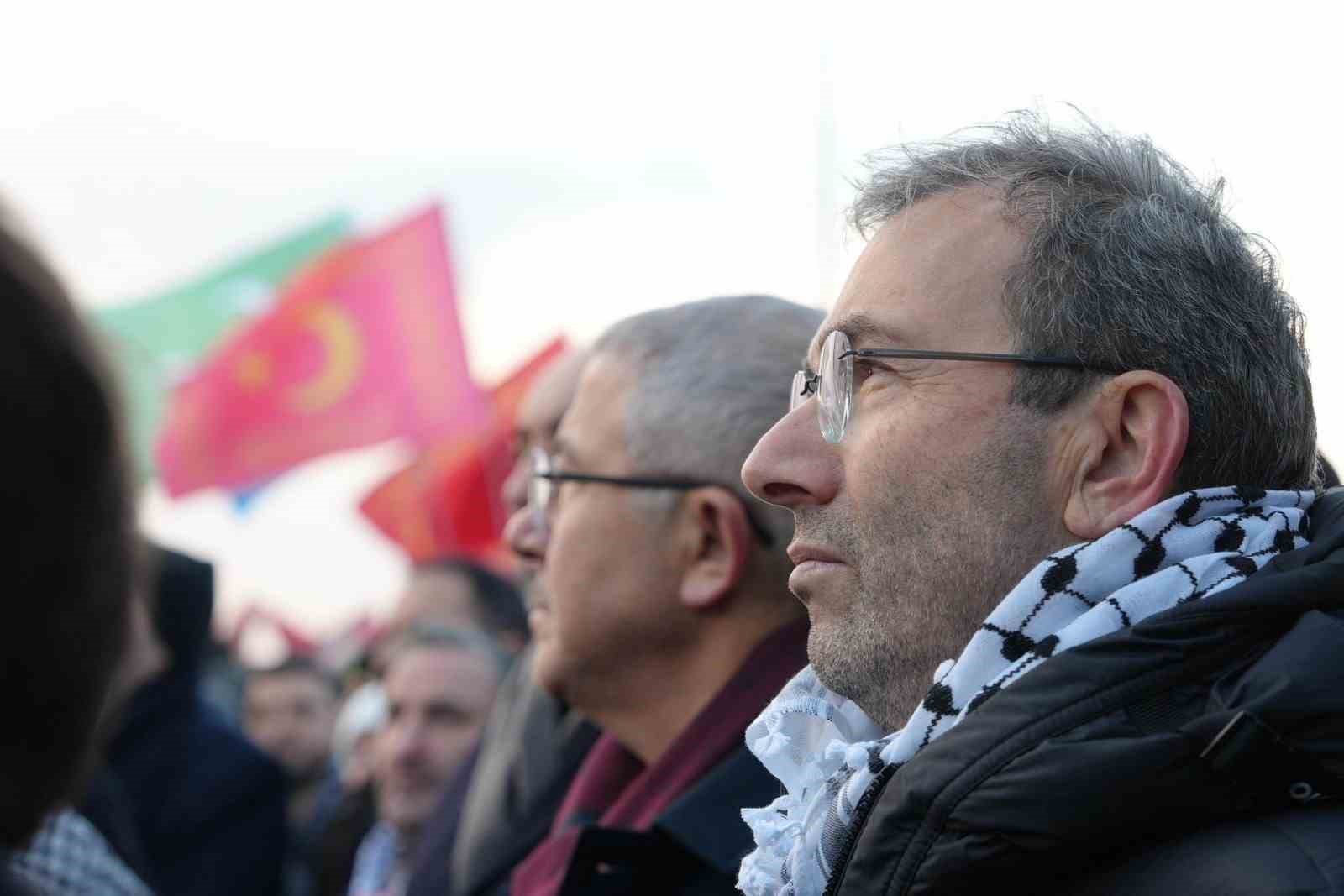 Pendik Belediyesi Gazze&rsquo;de 600 kişilik &ccedil;adır kent kurdu
