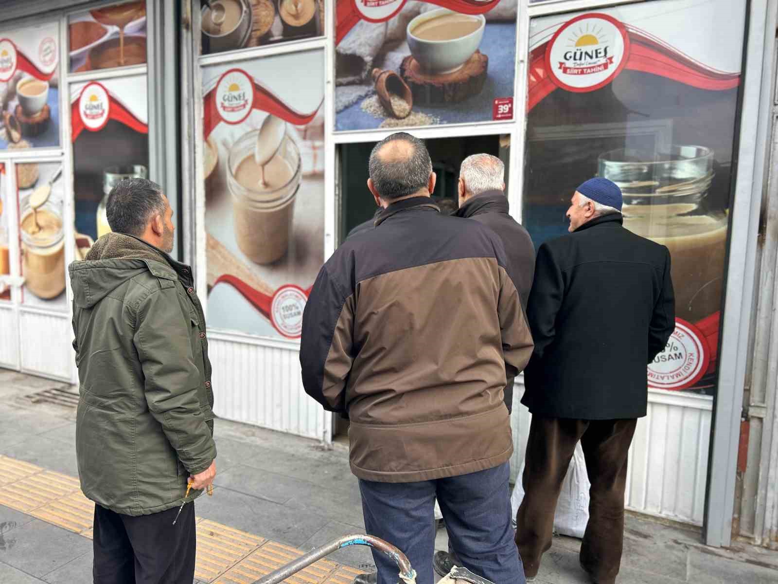 Van&rsquo;da Ramazan &ouml;ncesi tahin &uuml;retimi zirve yaptı
