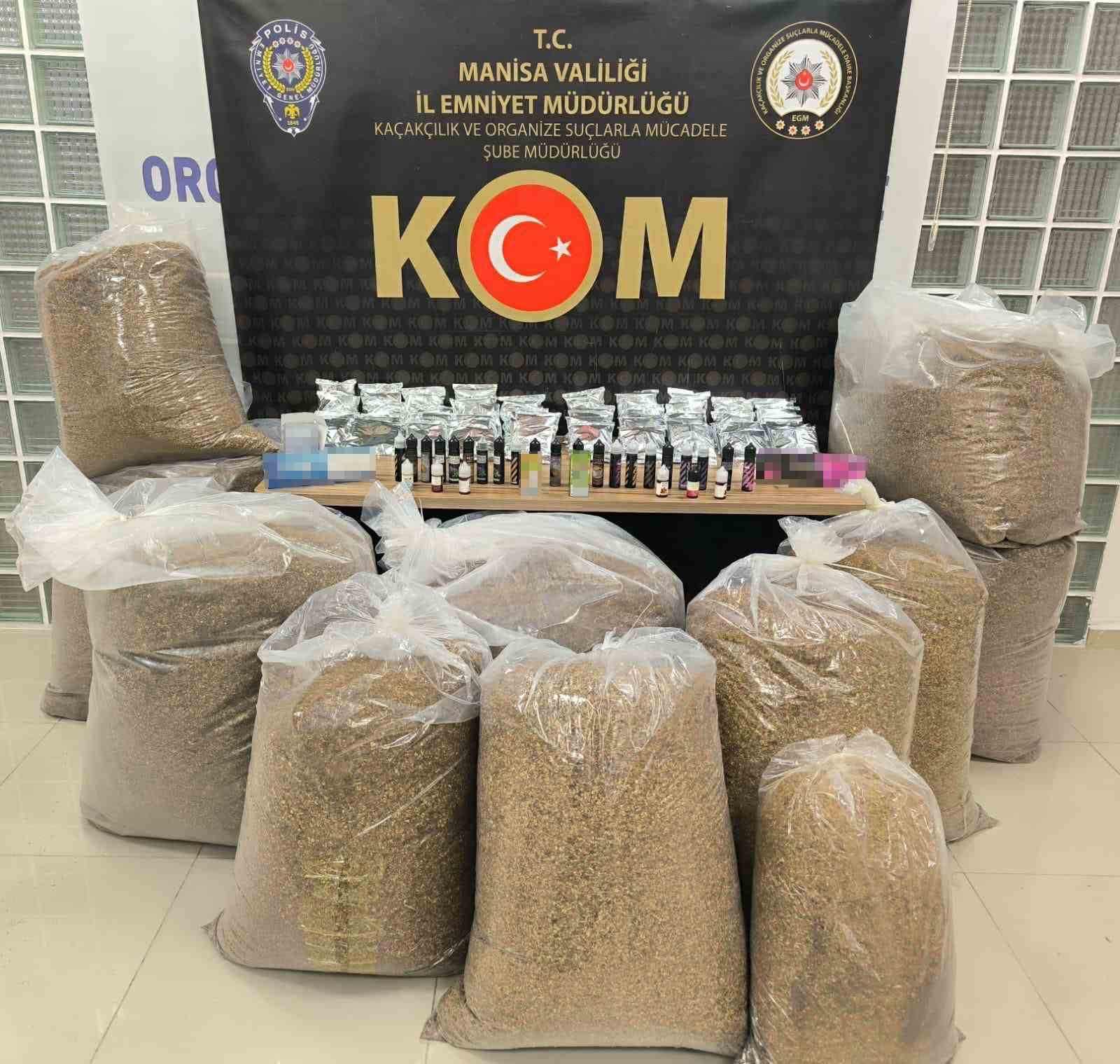 Turgutlu ve Kırkağa&ccedil;&rsquo;ta ka&ccedil;ak t&uuml;t&uuml;n operasyonu: 2 g&ouml;zaltı
