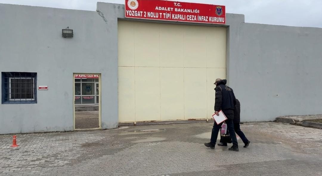 FETÖ üyesi firari hükümlü yakalandı
