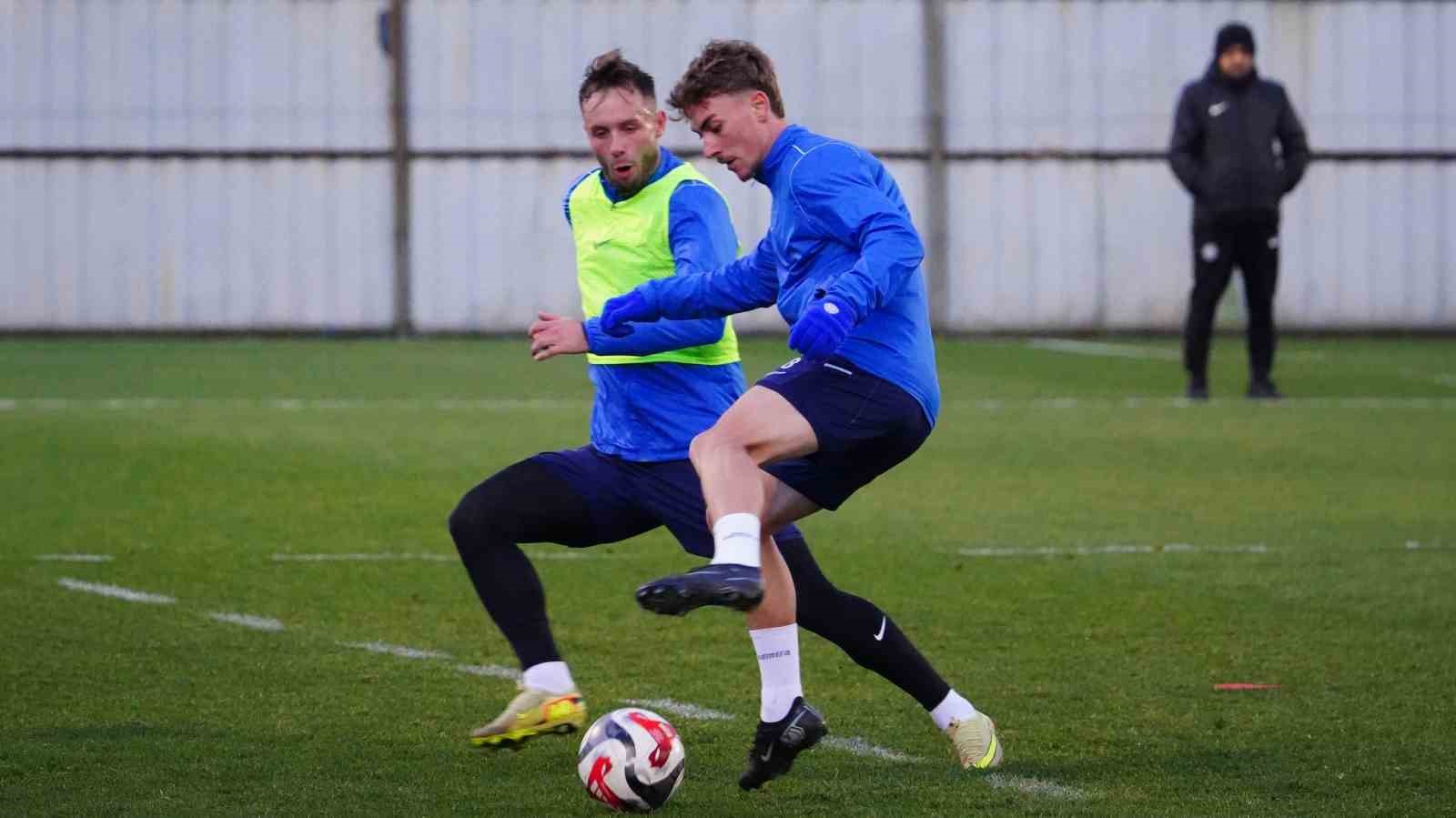 &Ccedil;aykur Rizespor&rsquo;da Gen&ccedil;lerbirliği mesaisi başladı
