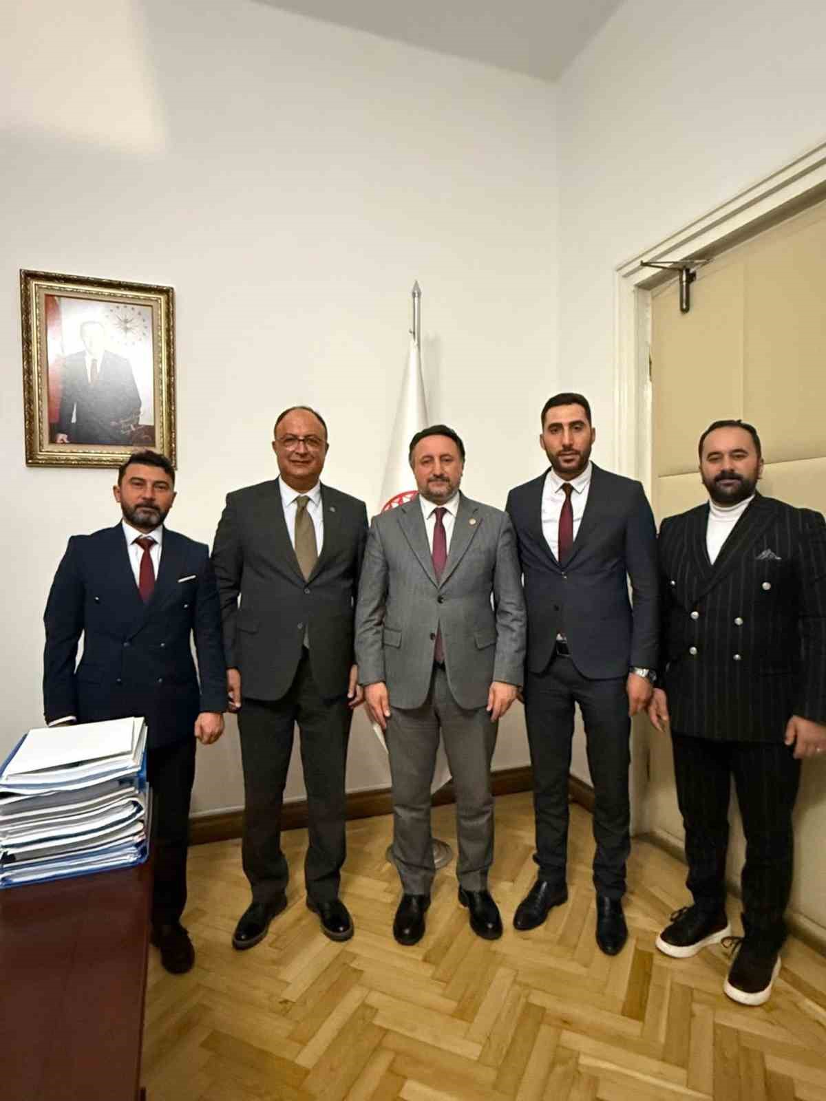 AK Parti Tomarza İl&ccedil;e Teşkilatı&rsquo;nda TBMM&rsquo;ye ziyaret
