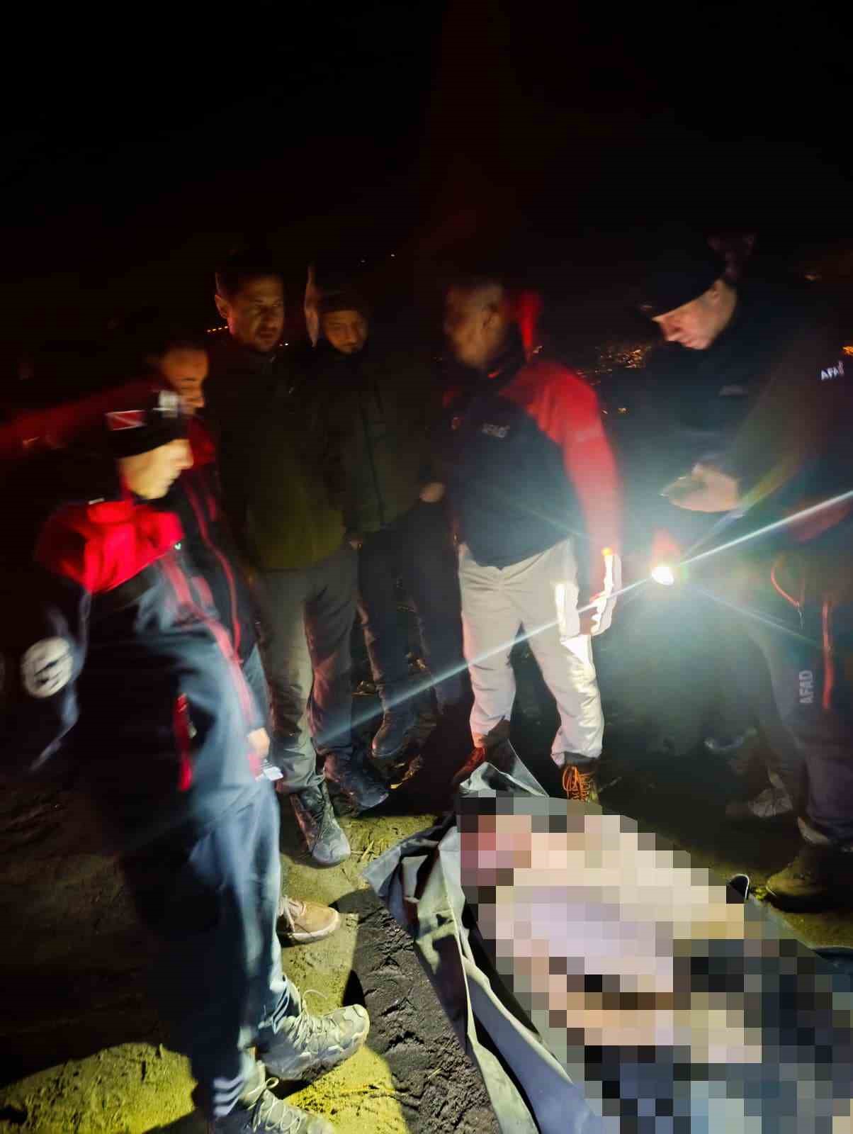 Asi Nehri&rsquo;ne d&uuml;şerek kaybolan gencin 9 g&uuml;n sonra cansız bedeni bulundu
