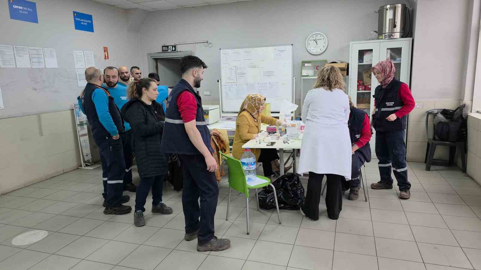 Fabrikalar sağlık merkezine d&ouml;n&uuml;şt&uuml;, hastaneye gitmeye gerek kalmadı
