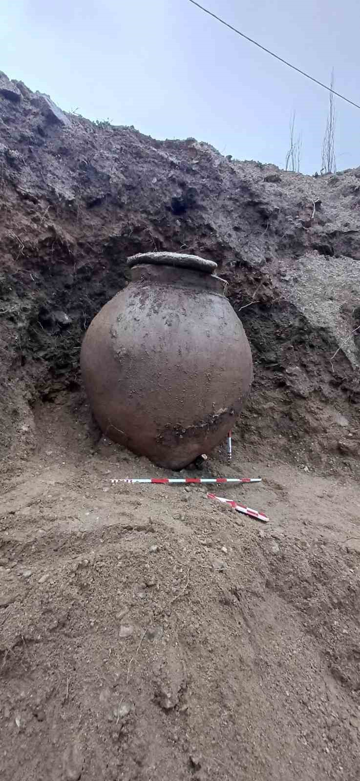 Vatandaşın ihbar ettiği tarihi k&uuml;p boş &ccedil;ıktı
