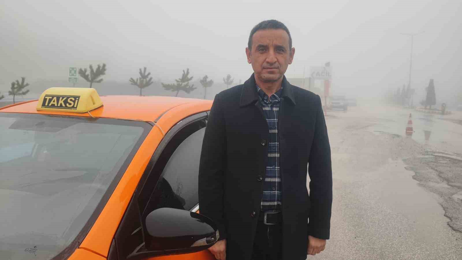 Yozgat sis altında kayboldu, g&ouml;r&uuml;ş mesafesi 10 metreye kadar d&uuml;şt&uuml;
