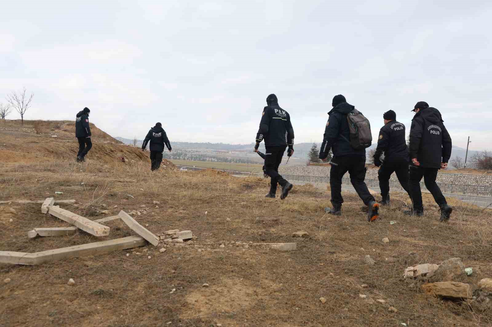 Elazığ’da kayıp adama ait yeni izler bulundu