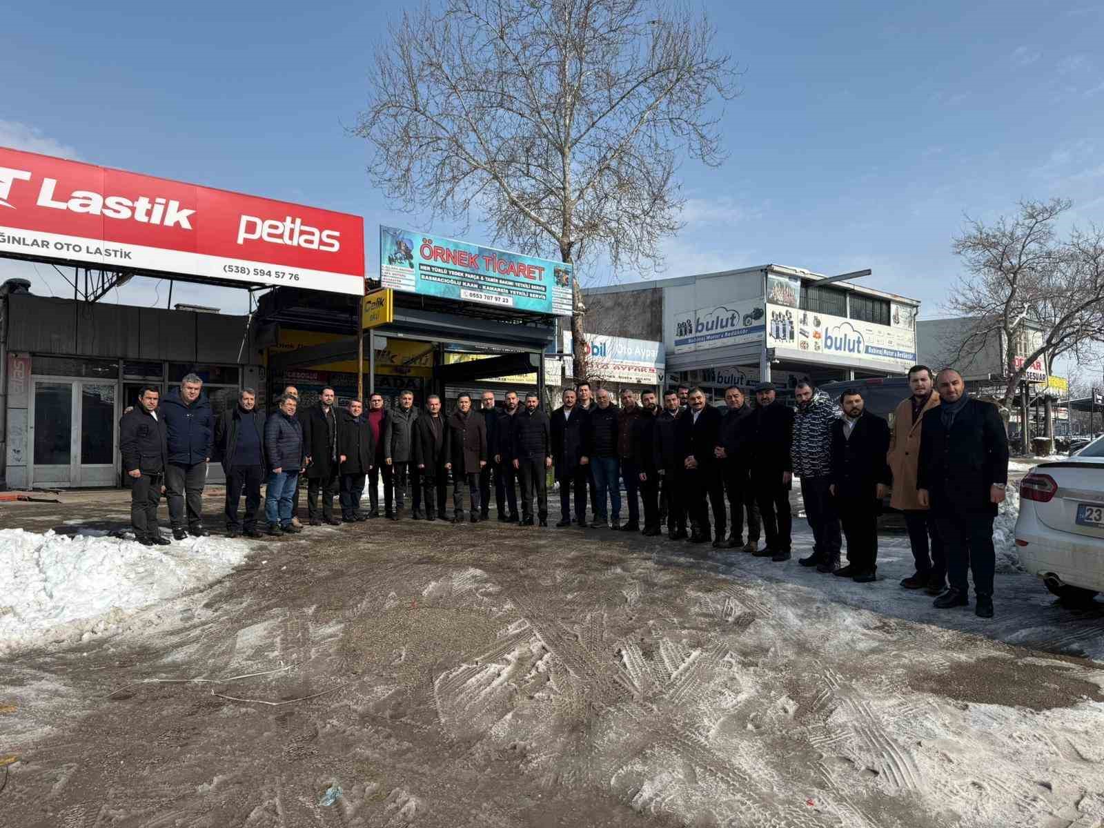 Ballıca: "Sekt&ouml;rel sanayi siteleri il ekonomisine b&uuml;y&uuml;k değer katacaktır"
