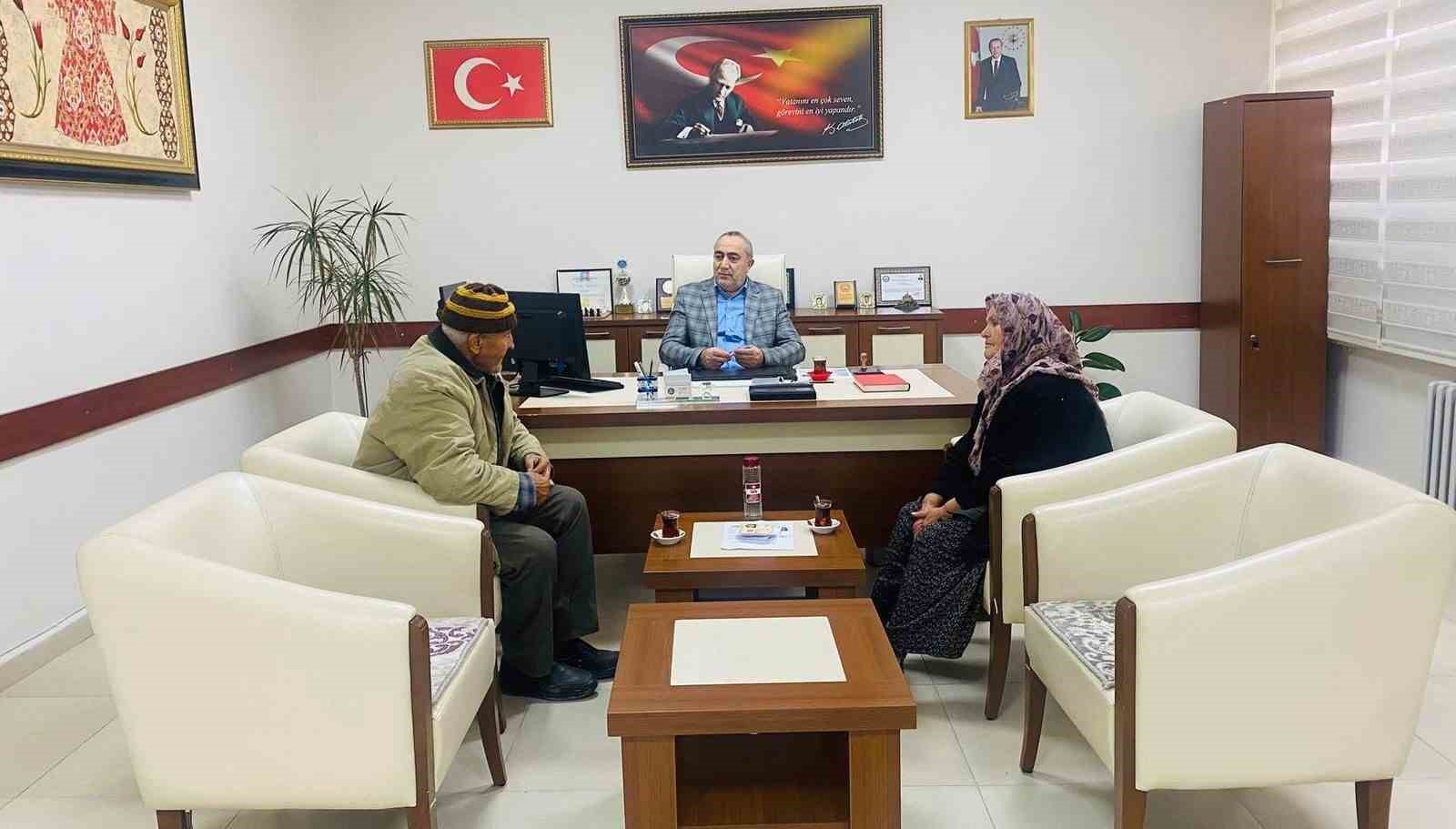 Sarıgöl Nüfus Müdürlüğü’nden yaşlılara randevusuz işlem kolaylığı