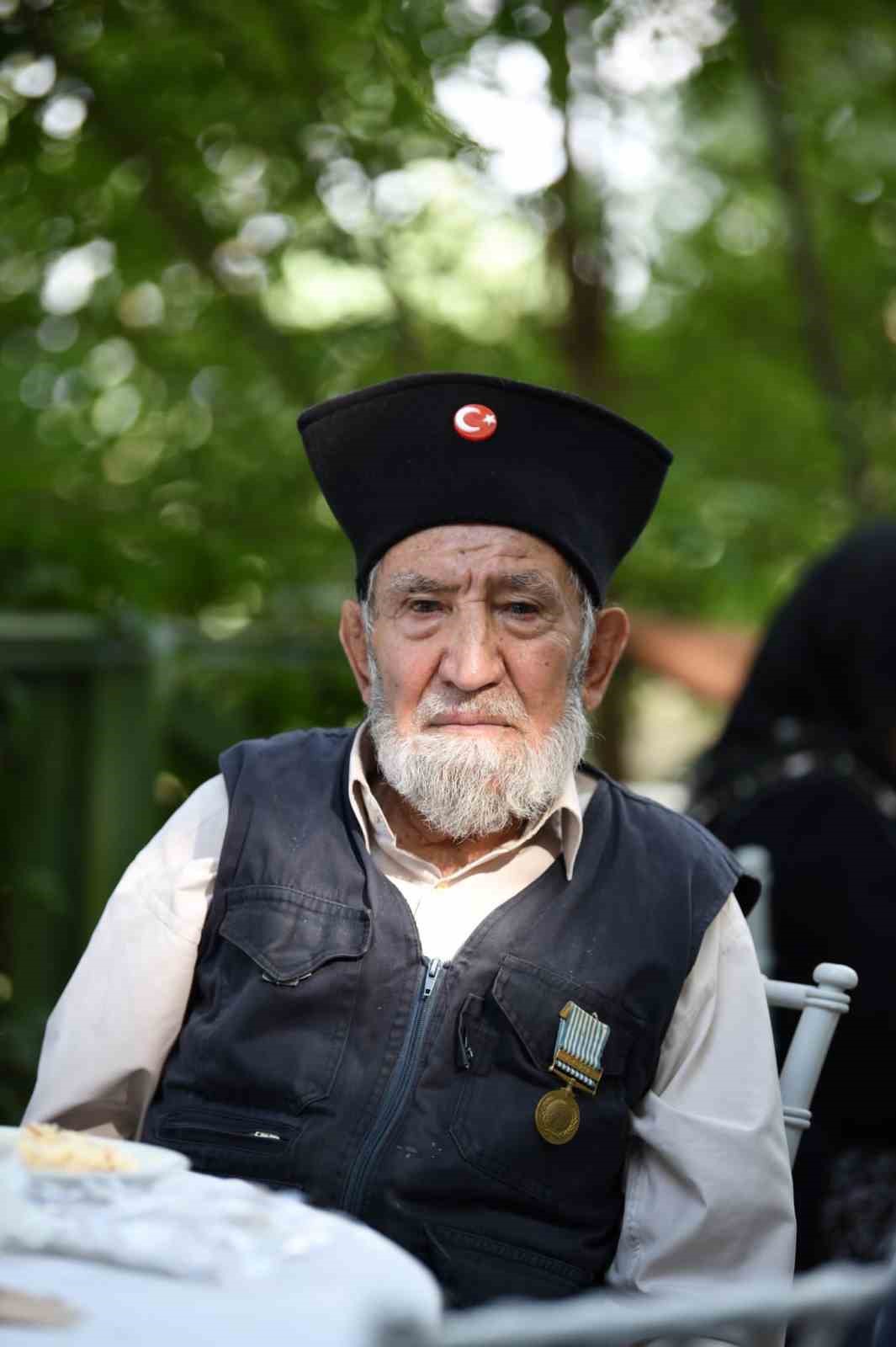 Kore Gazisi Akşehir&rsquo;de son yolculuğuna uğurlandı
