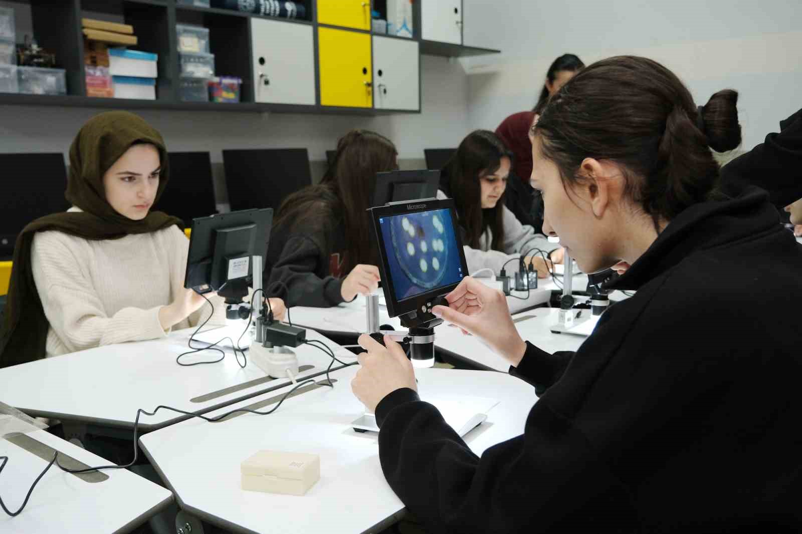 Bilimde eşitlik, gelecekte g&uuml;&ccedil;
